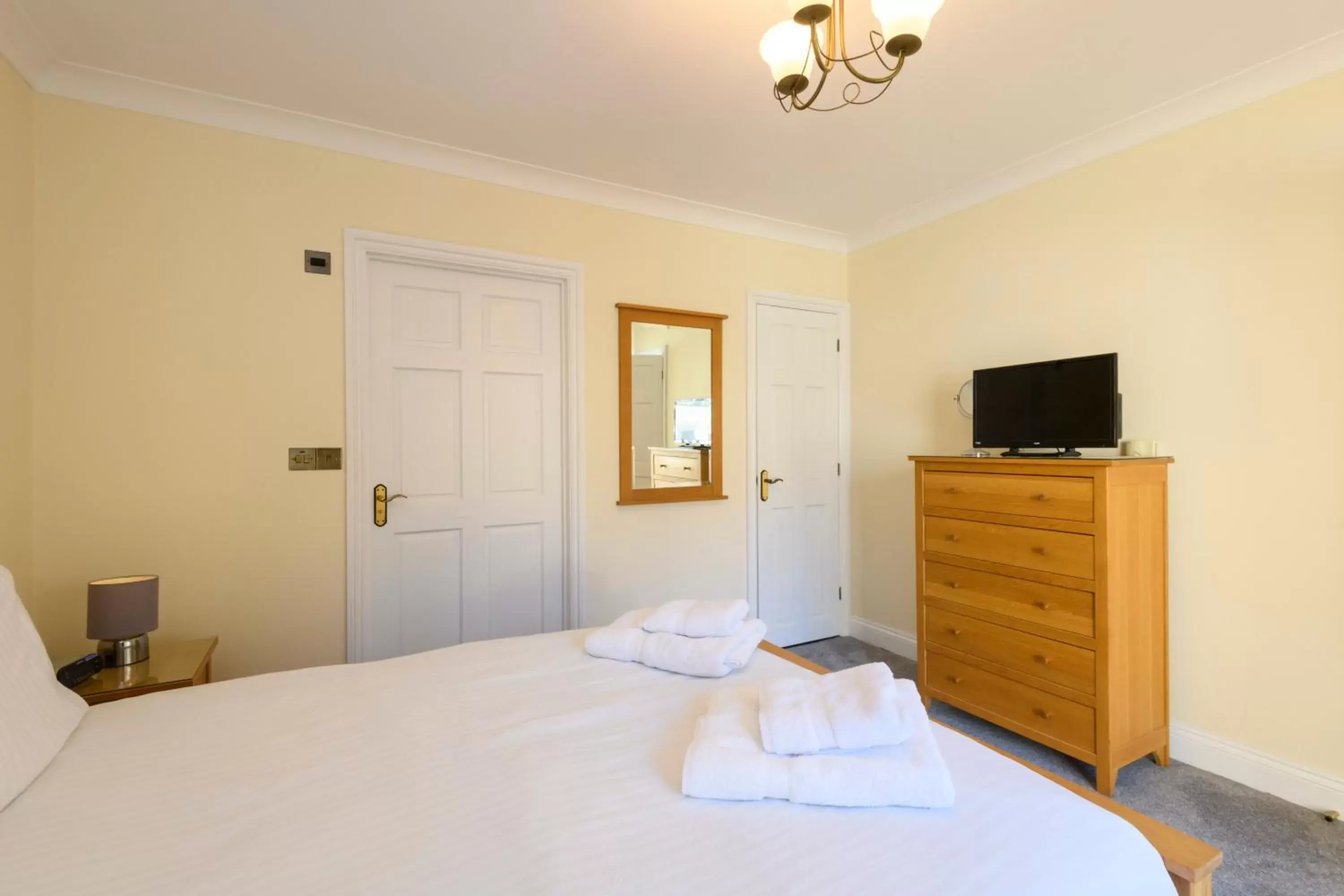 Bed in Porth Veor Manor Villas & Apartments