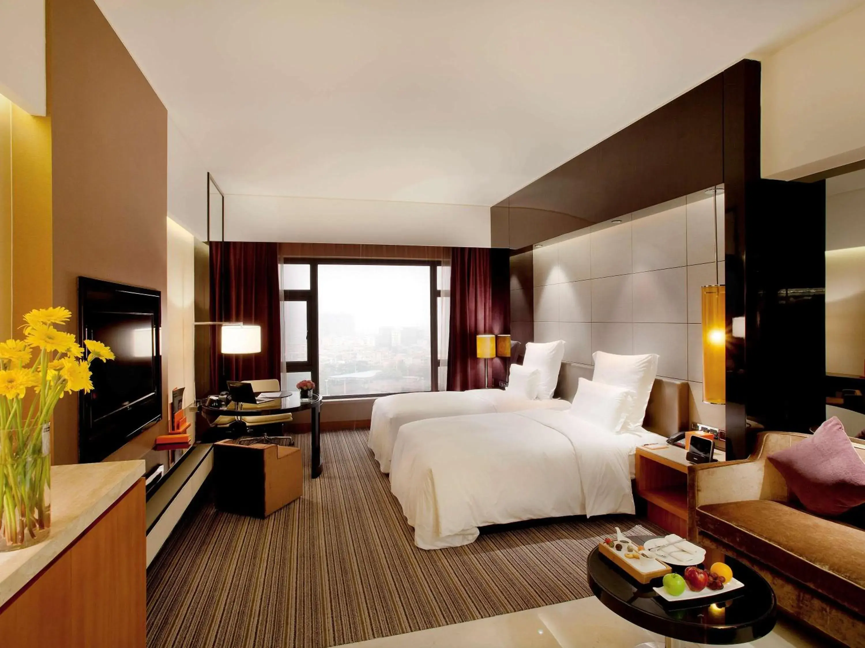 Photo of the whole room in Pullman Dongguan Changan