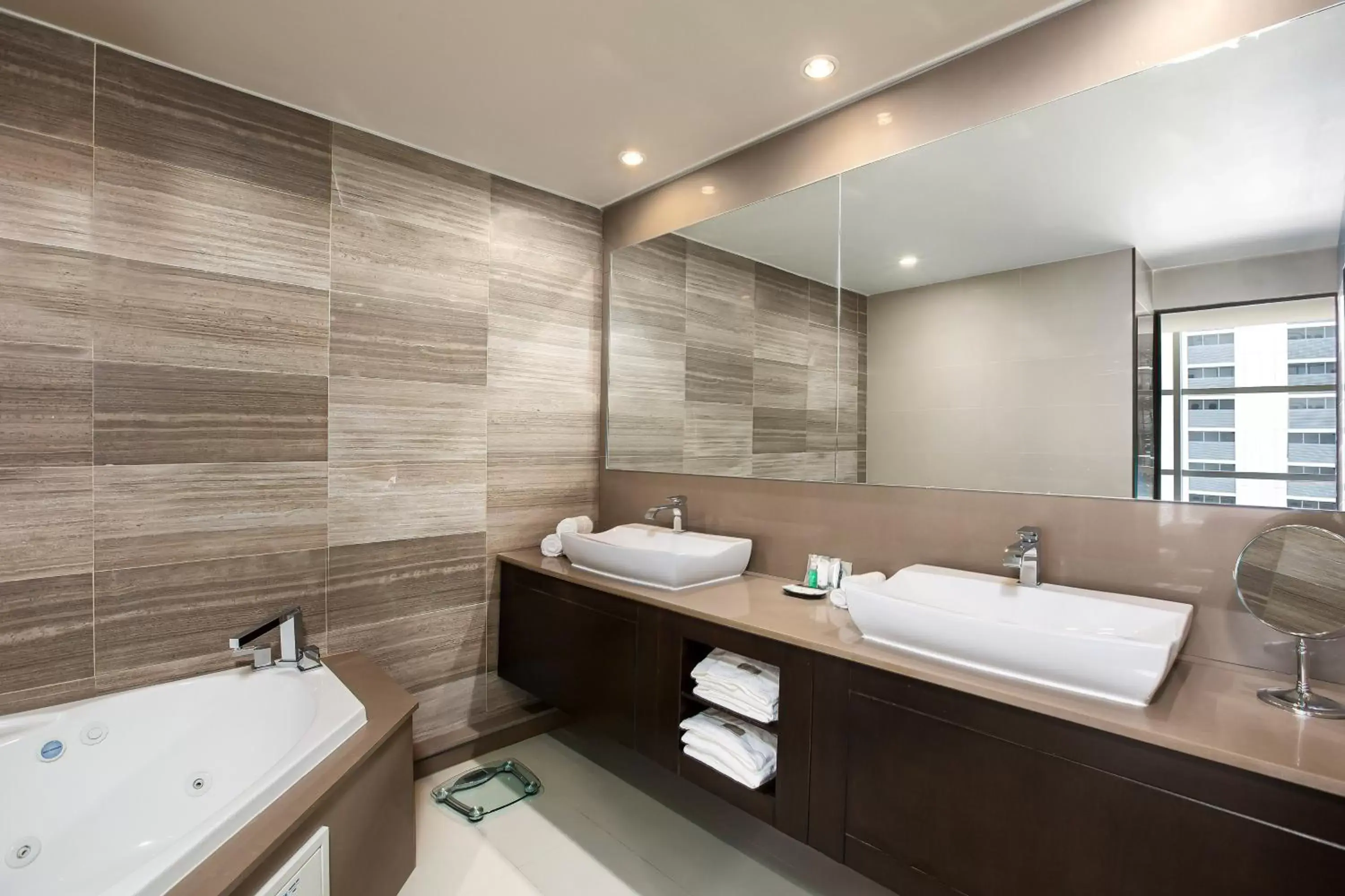 Bathroom in The Westin Panama