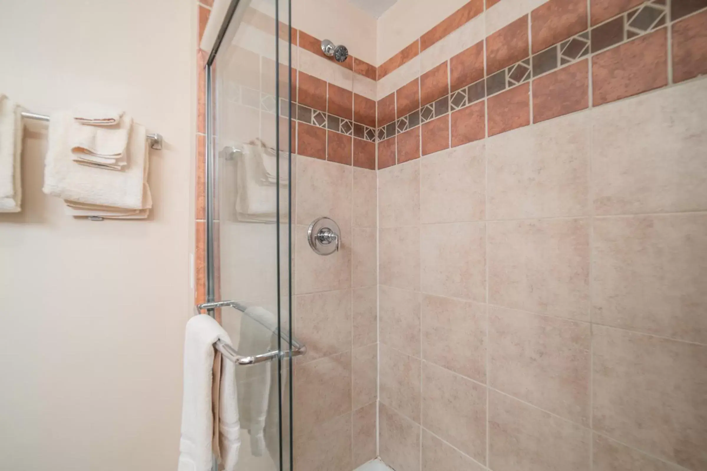 Shower, Bathroom in Pointe Royale Golf Resort