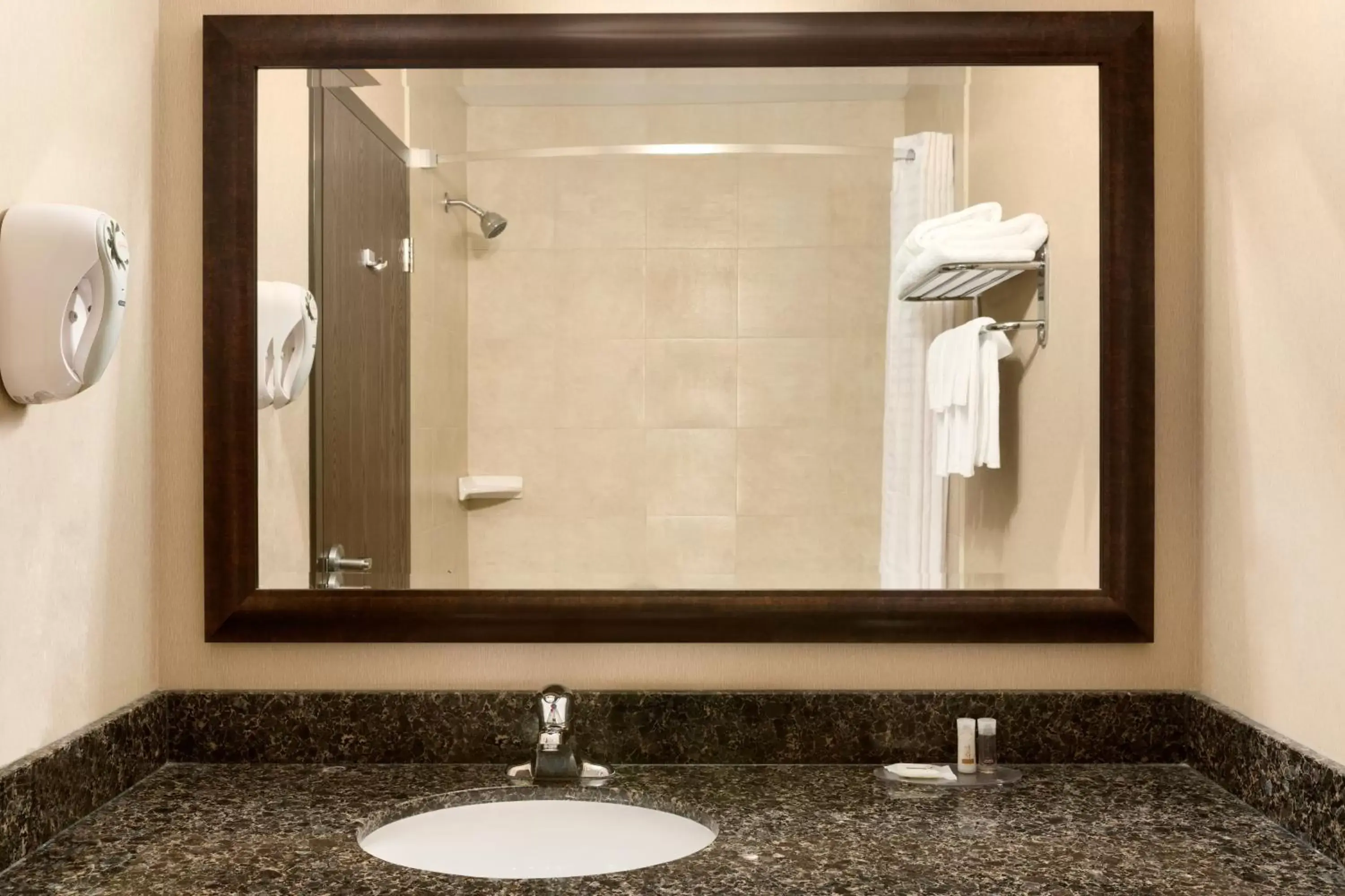 Shower, Bathroom in Days Inn by Wyndham Innisfail
