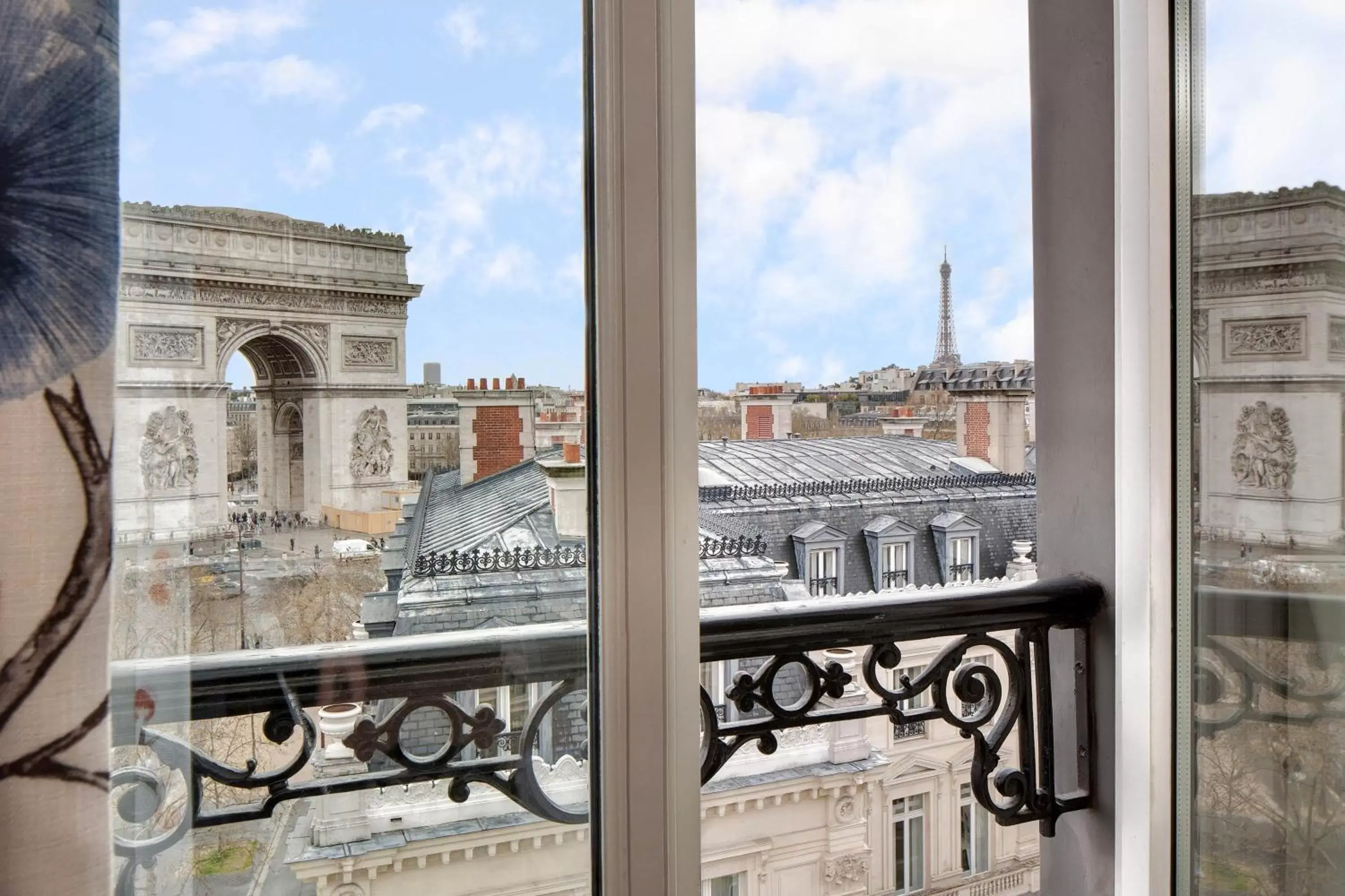 View (from property/room) in Splendid Etoile