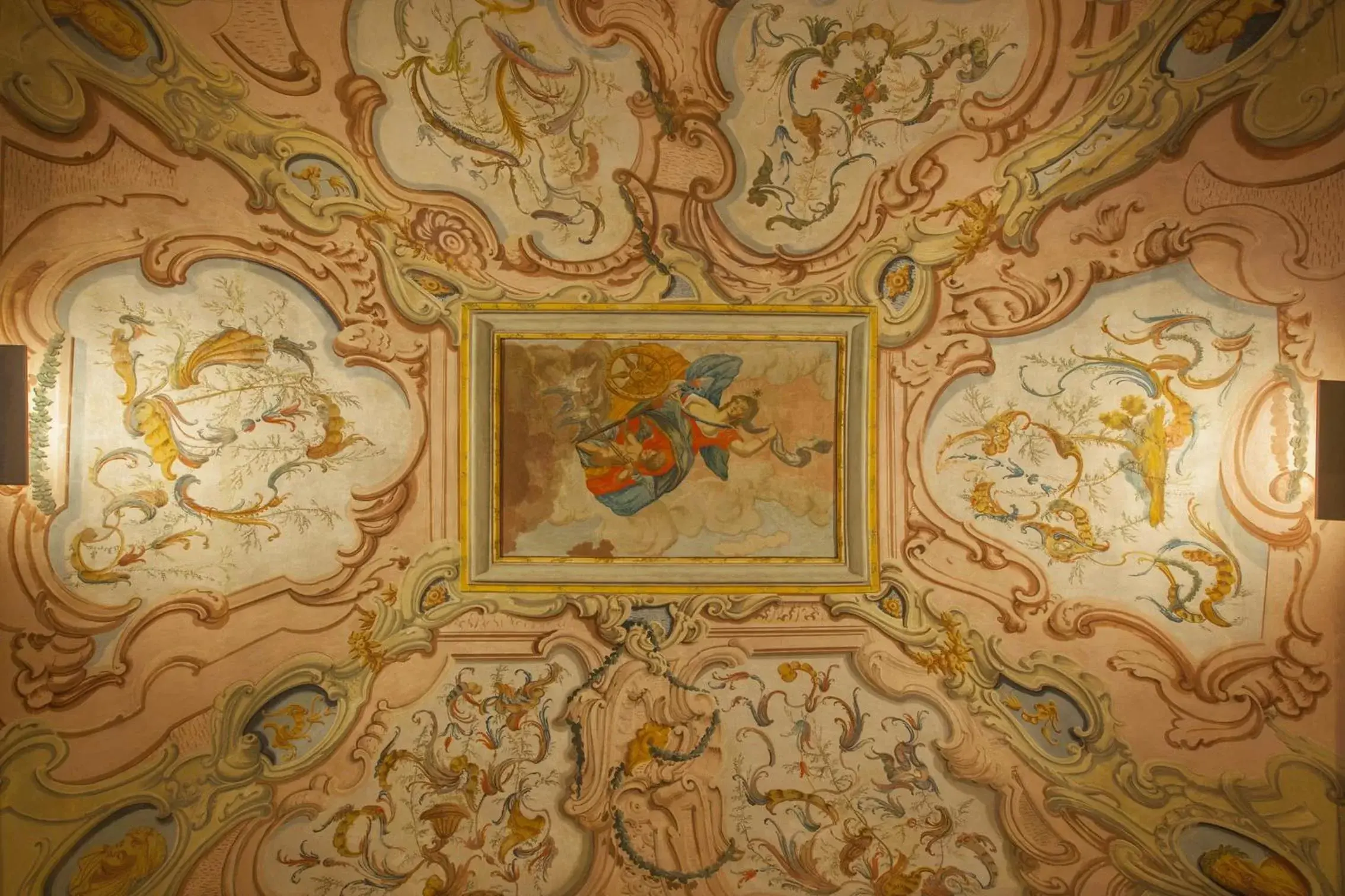 Decorative detail in Palazzo Carletti