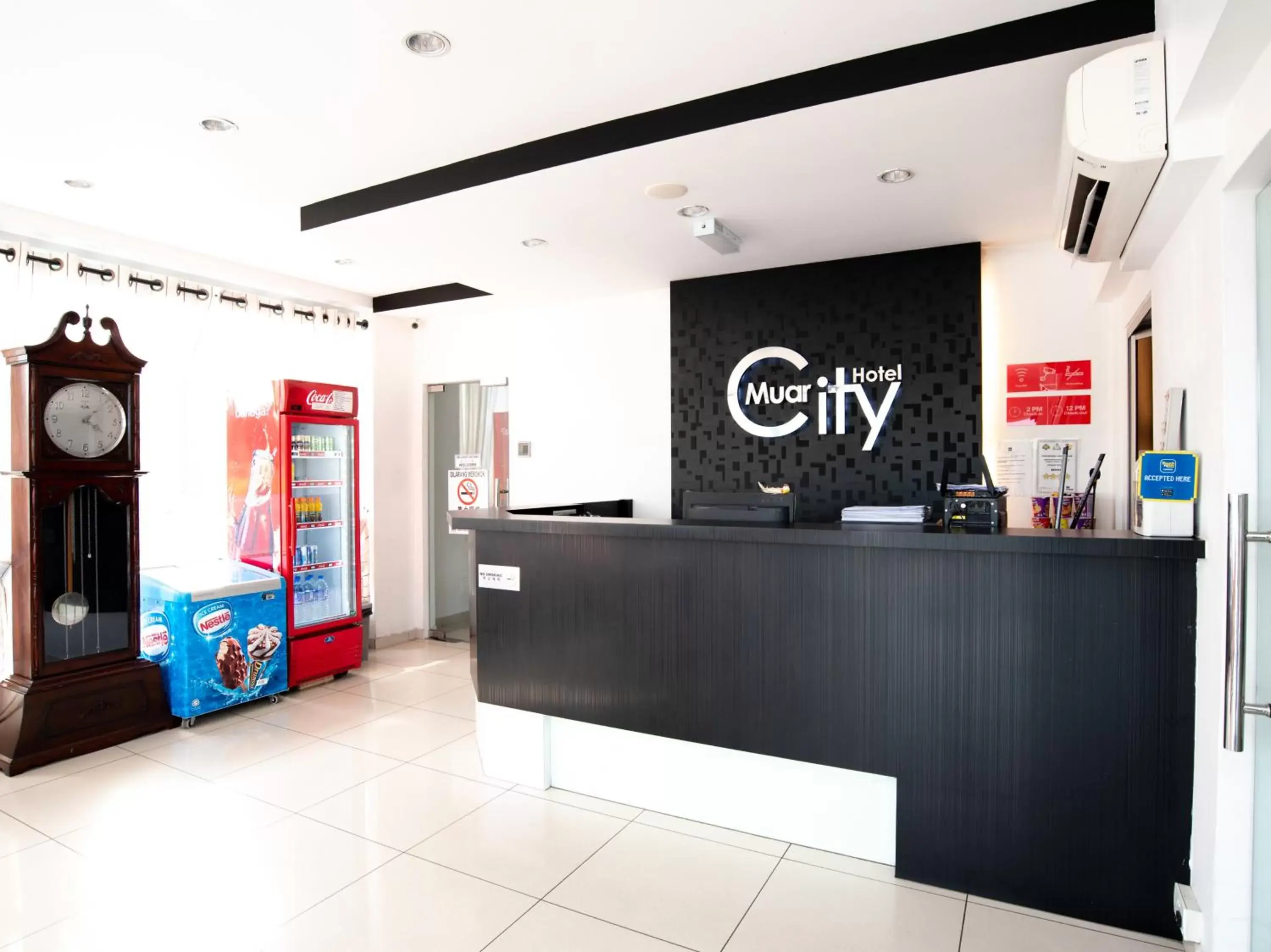 Lobby or reception, Lobby/Reception in OYO 756 Muar City Hotel