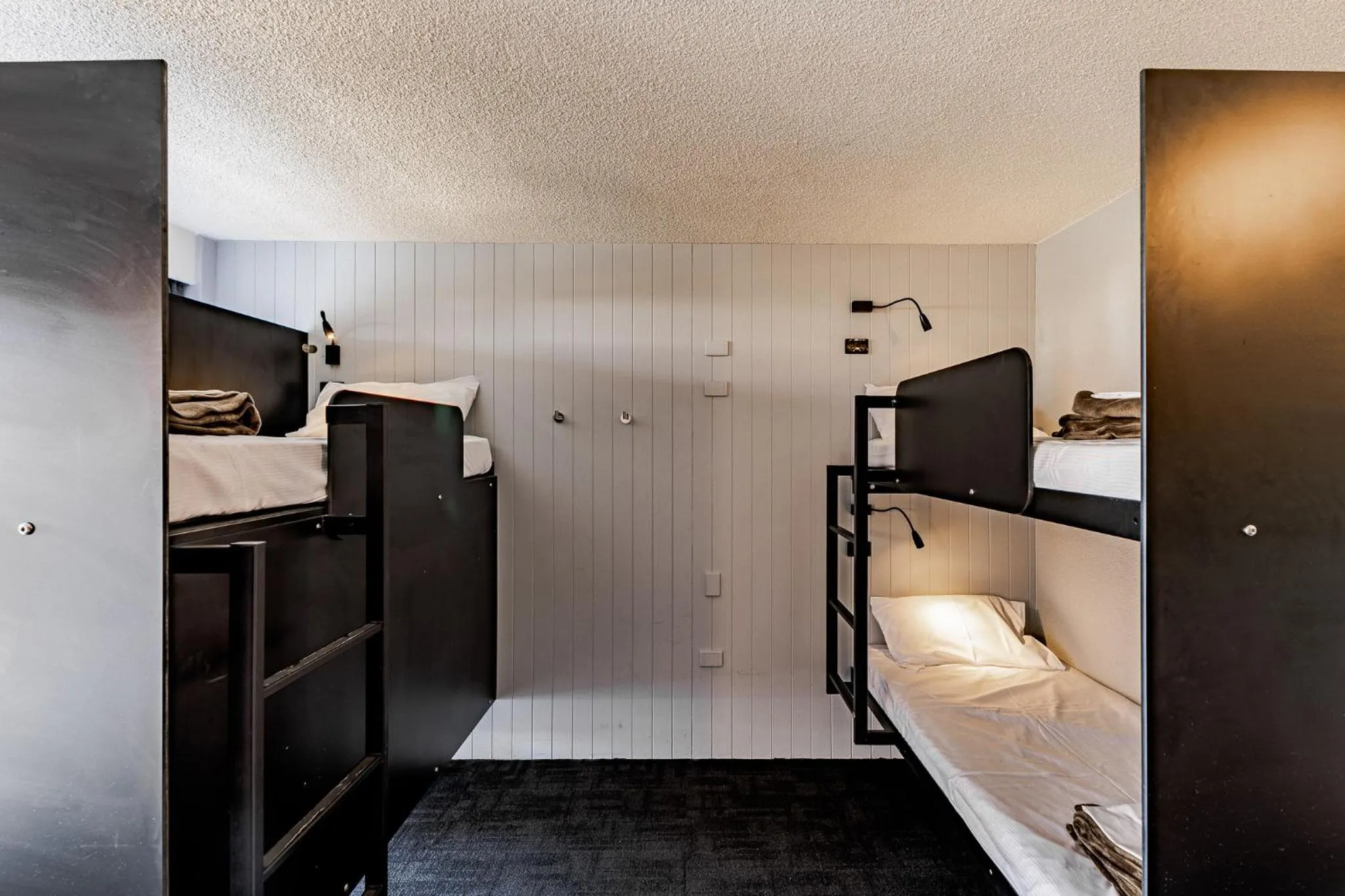 Bed in Bunk Surfers Paradise International Backpacker Hostel