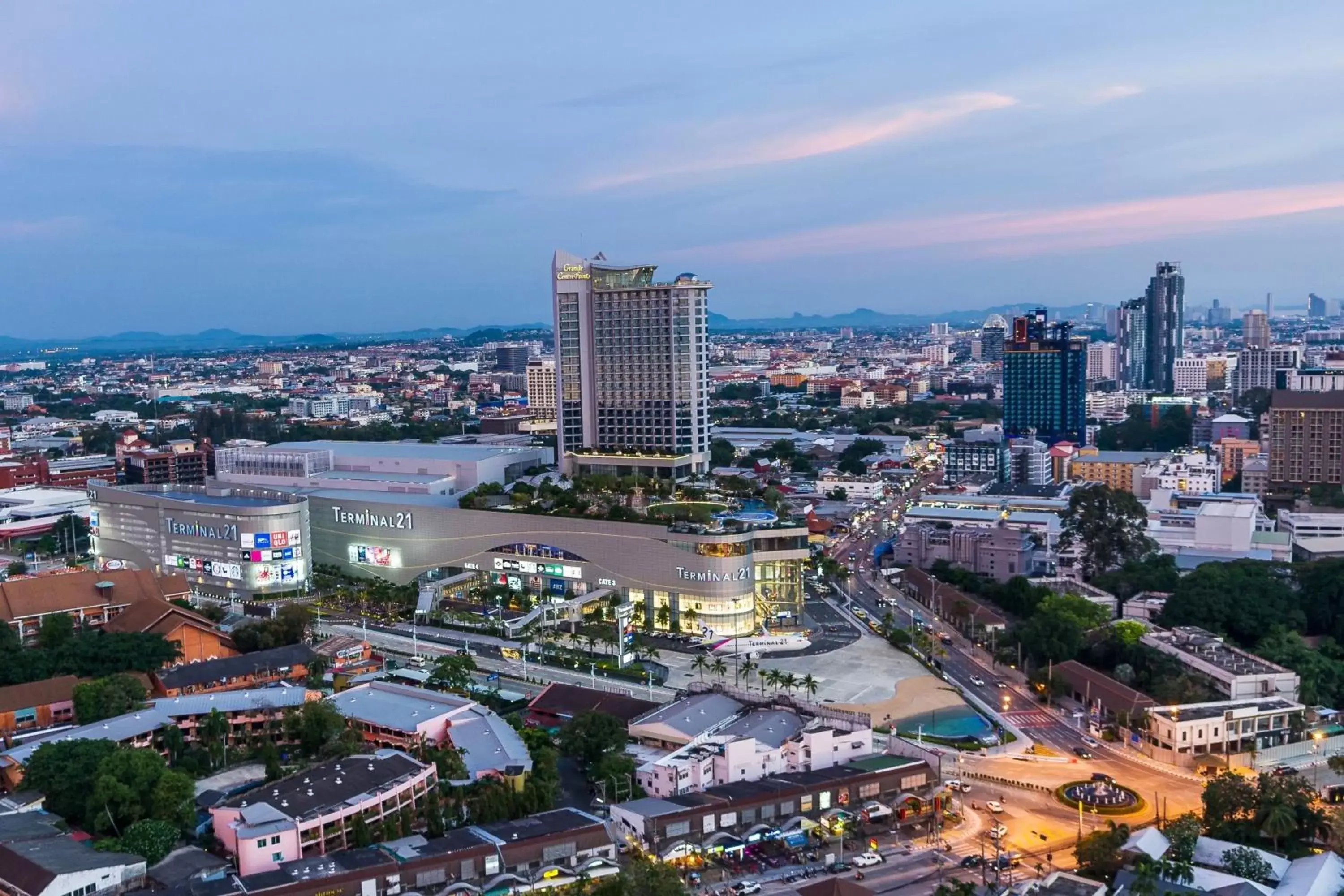 Property building, Bird's-eye View in Grande Centre Point Pattaya