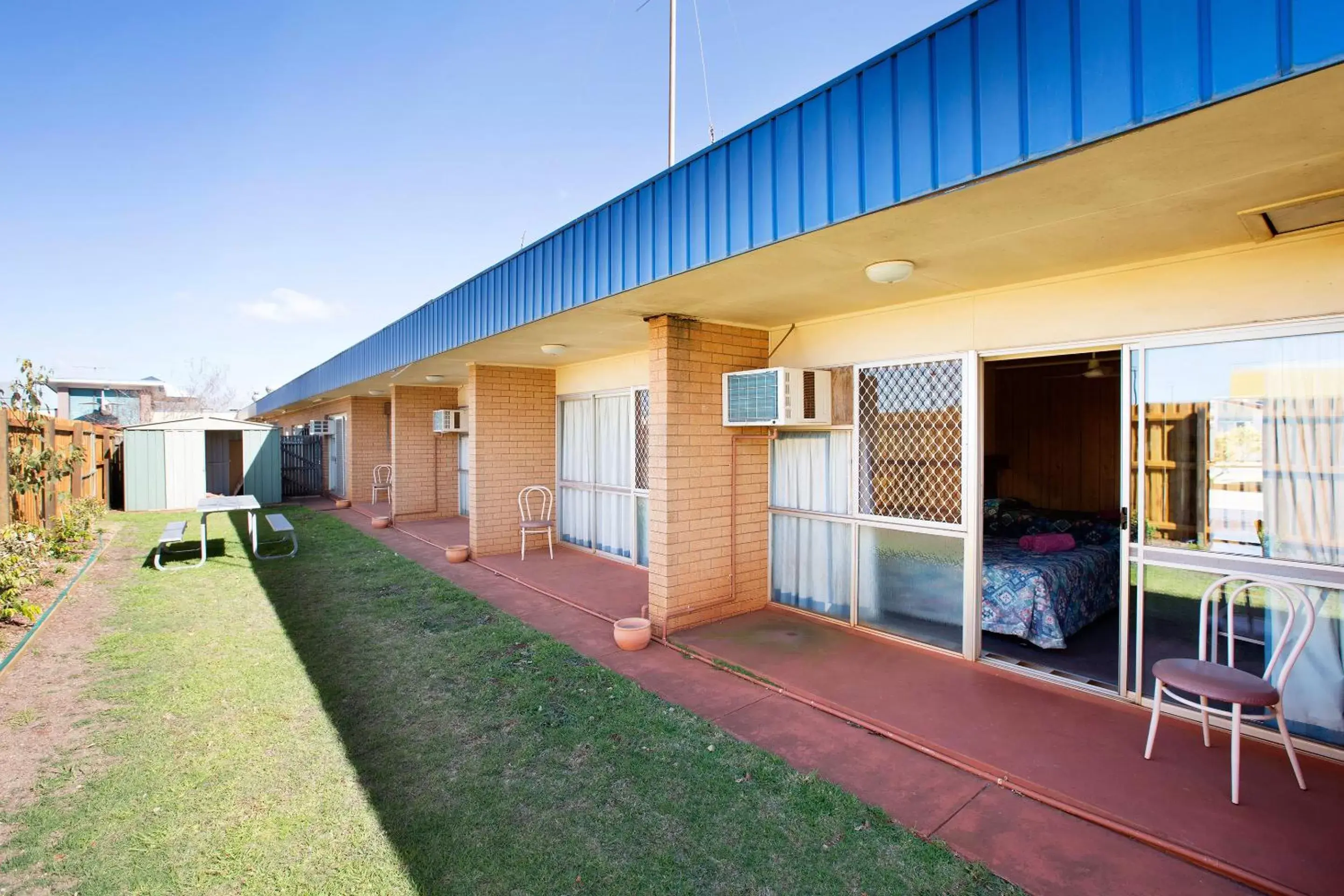 Facade/entrance, Property Building in Wilsonton Hotel Toowoomba