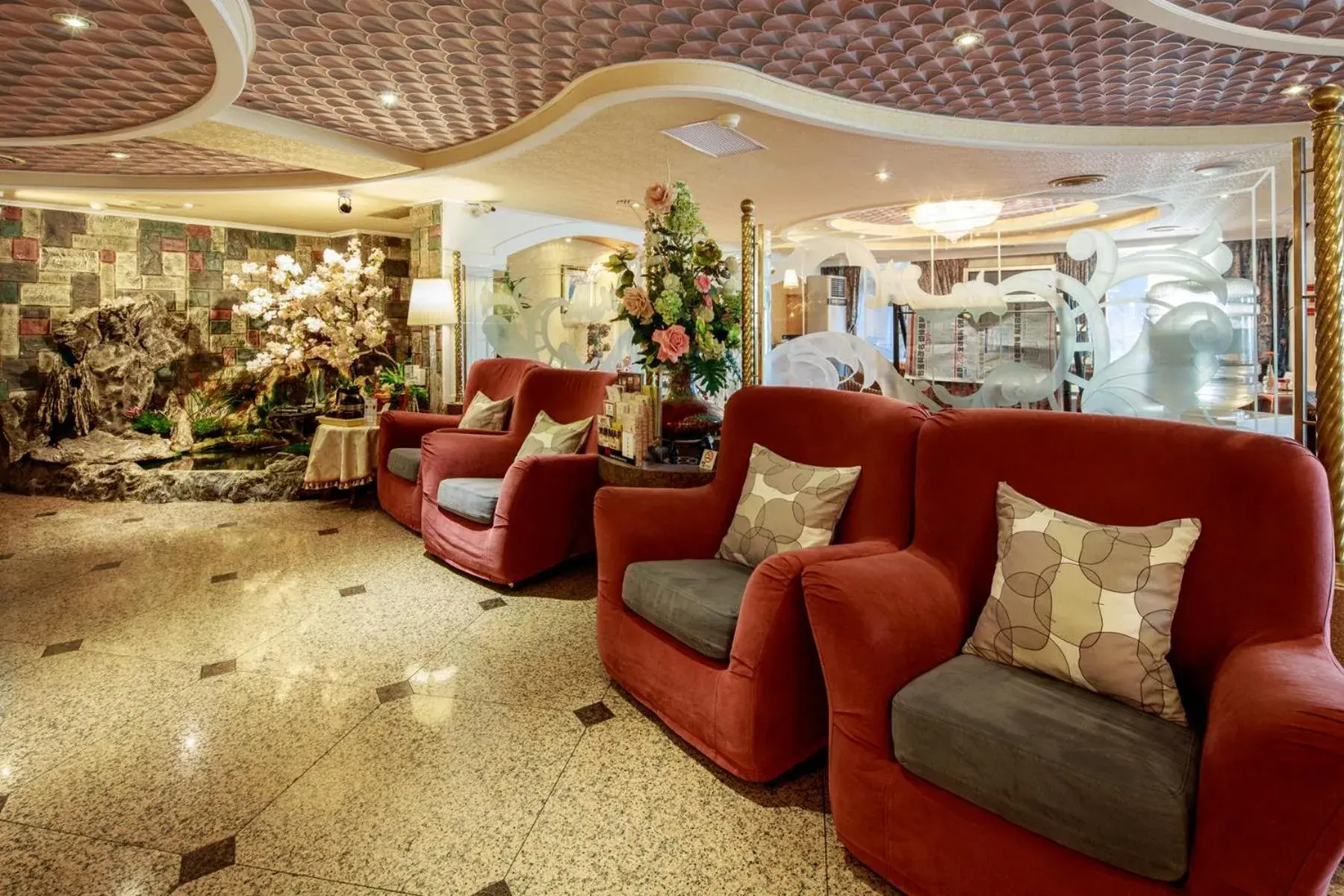 Seating area, Lobby/Reception in Chungli Business Hotel