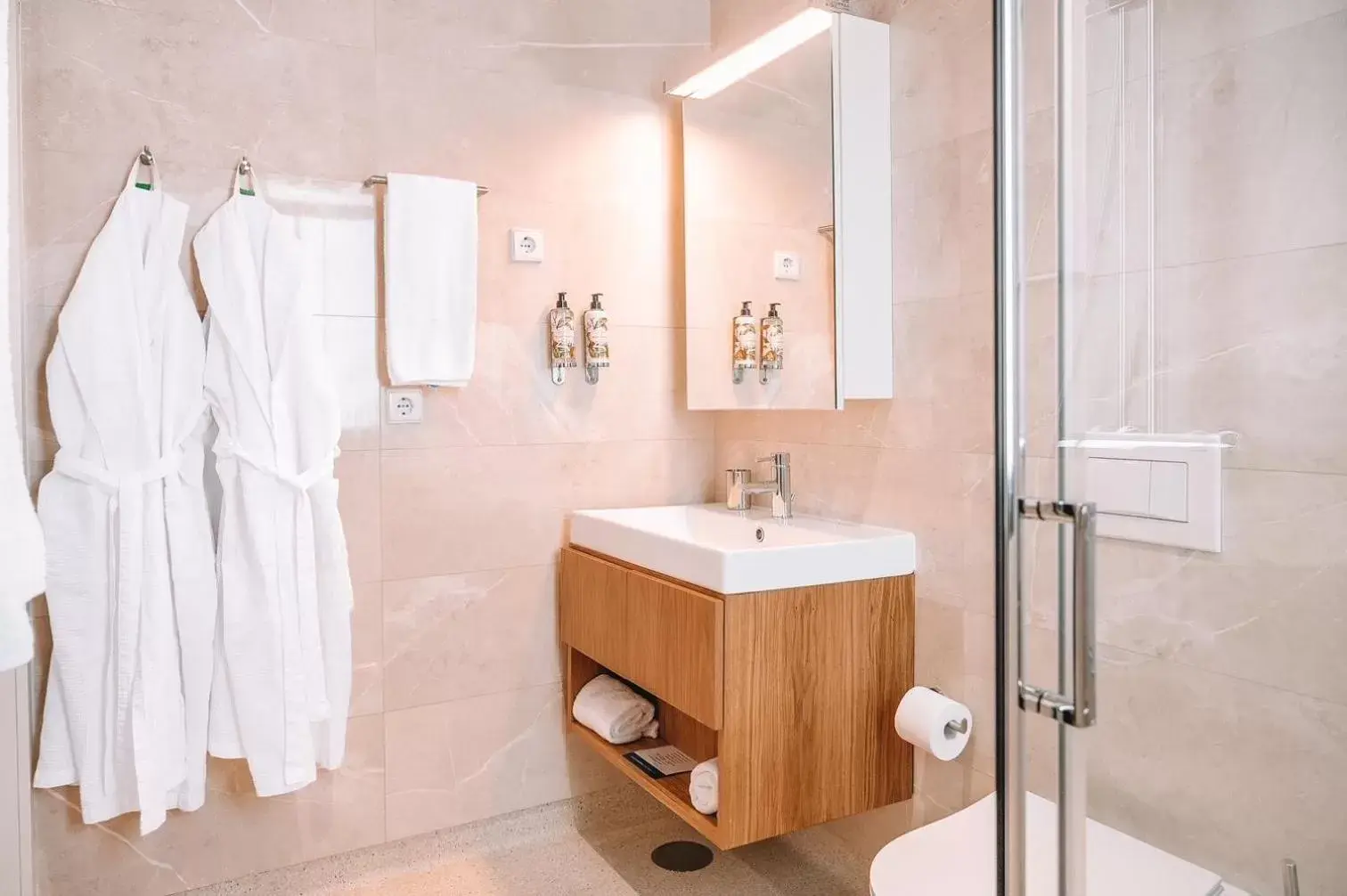 Standard Double or Twin Room in BFRESH Hotel - Padel, Pool & Fitness - Adults Only Standard Double or Twin Room in BFRESH Hotel - Padel, Pool & Fitness - Adults Only