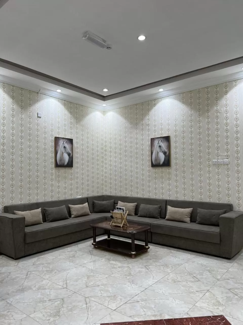 Seating area in Ibra Plaza Hotel