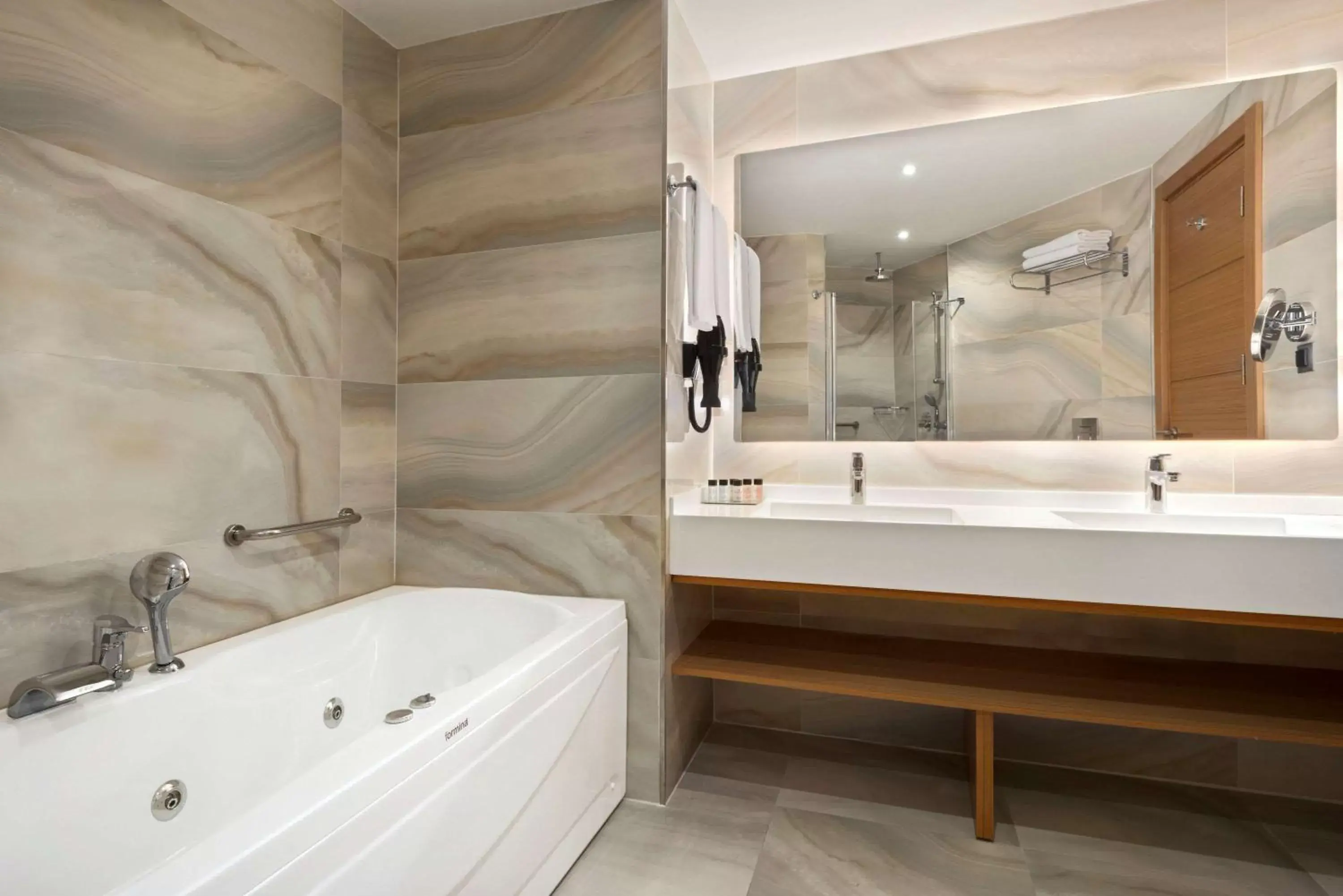 Bathroom in Ramada By Wyndham Nilufer Bursa