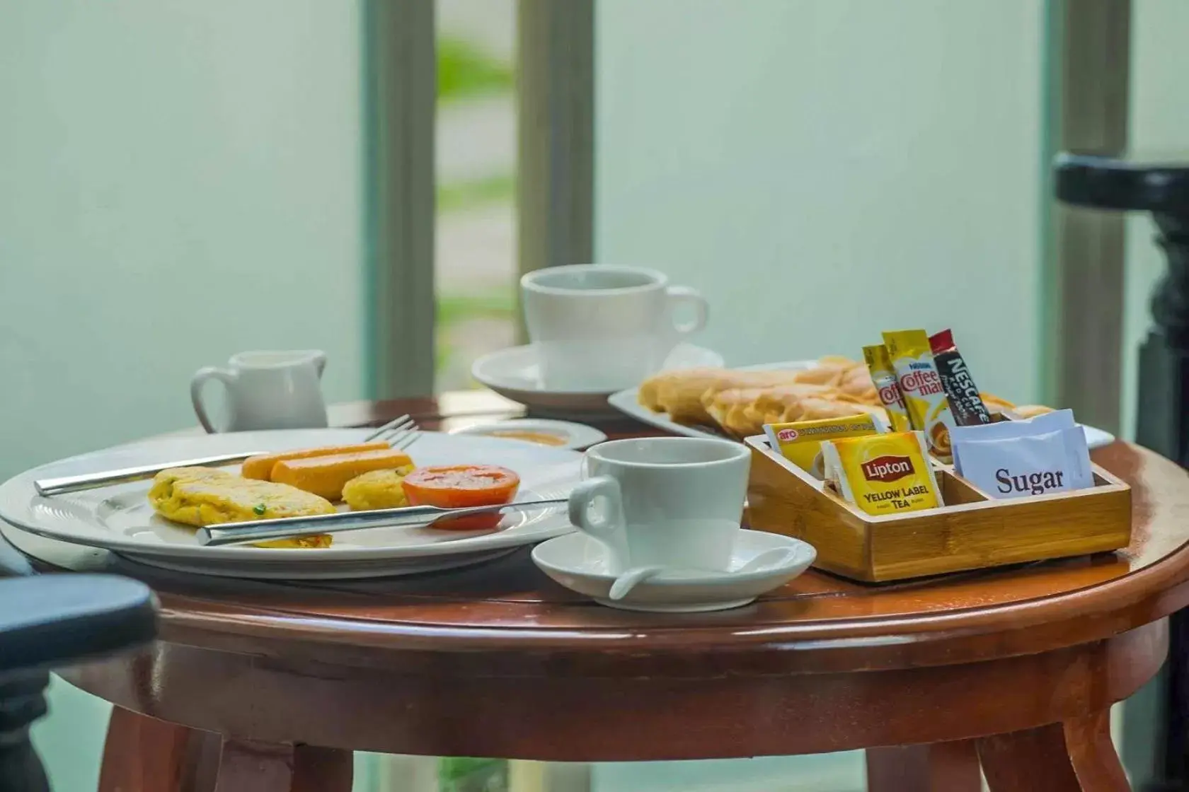 Restaurant/places to eat in The Night Hotel Restaurant/places to eat in The Night Hotel