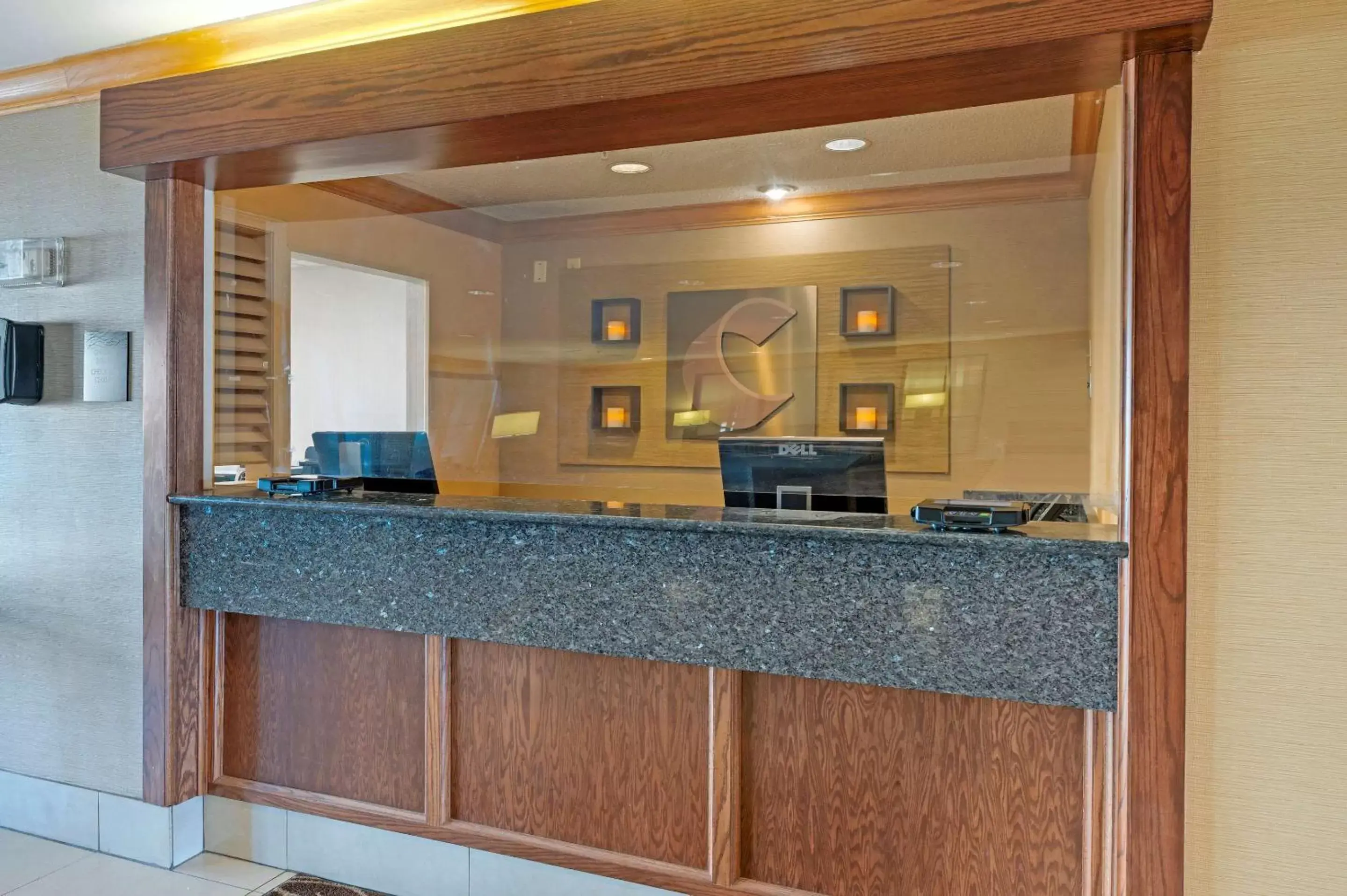 Lobby or reception in Comfort Inn Anderson South Lobby or reception in Comfort Inn Anderson South