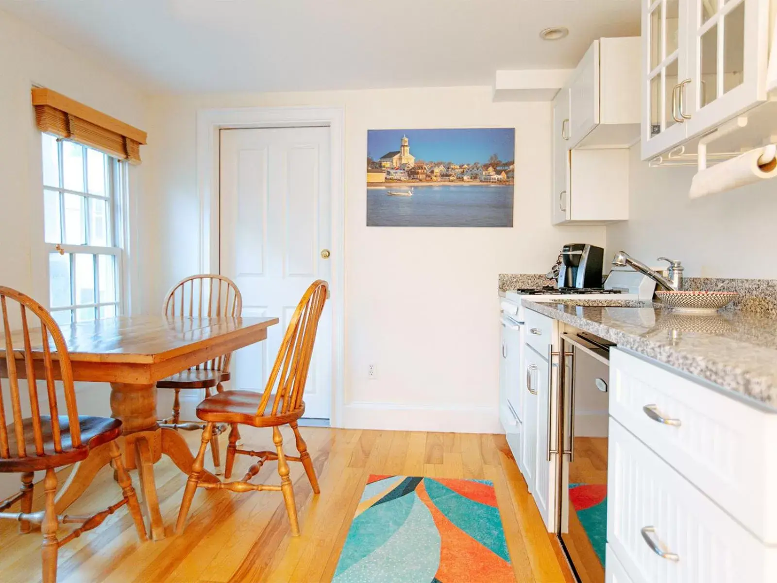 Coffee/tea facilities, Kitchen/Kitchenette in The Provincetown Hotel at Gabriel's