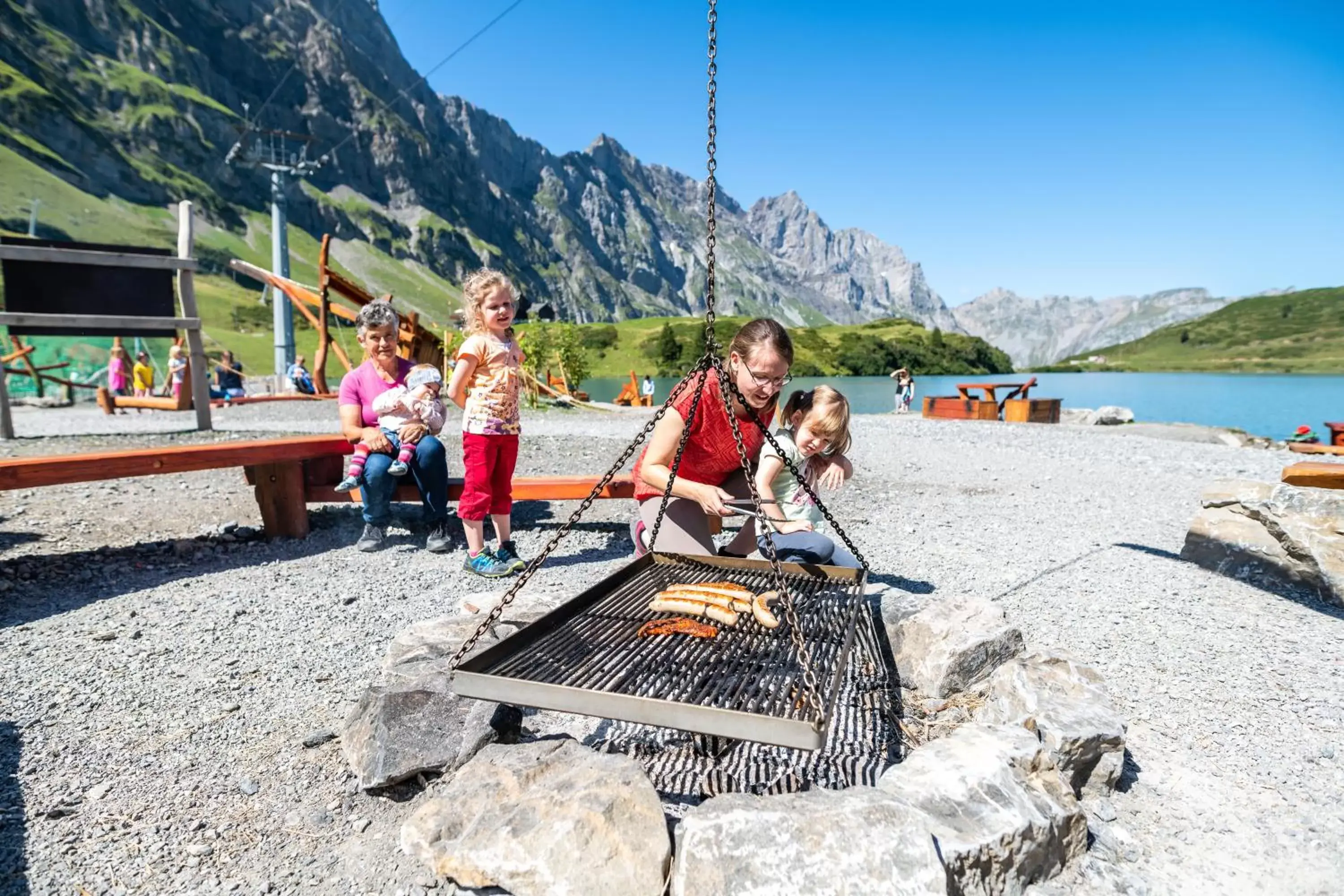 BBQ facilities in Berghotel Trübsee