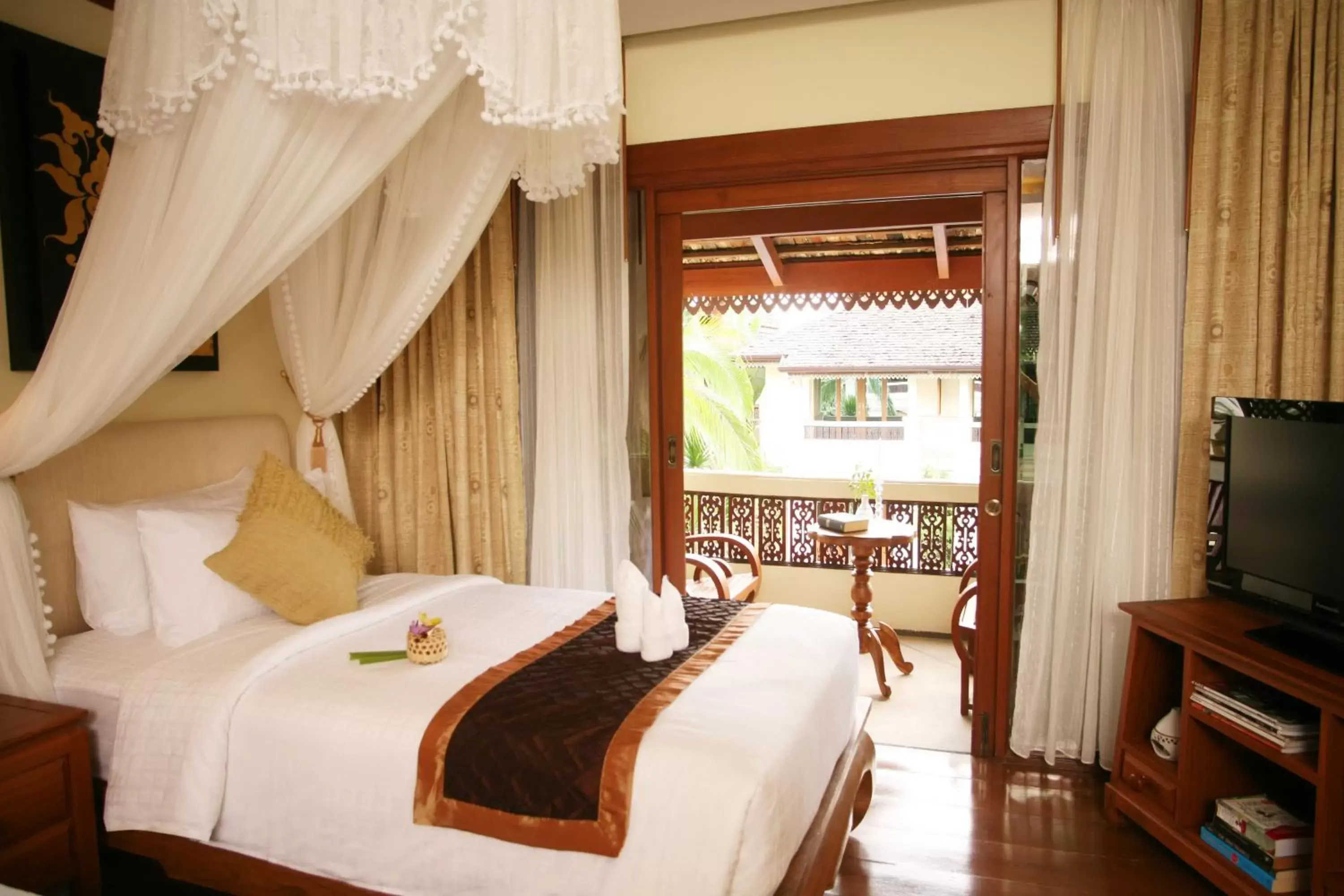 Bedroom in Centara Khum Phaya Resort & Spa, Centara Boutique Collection