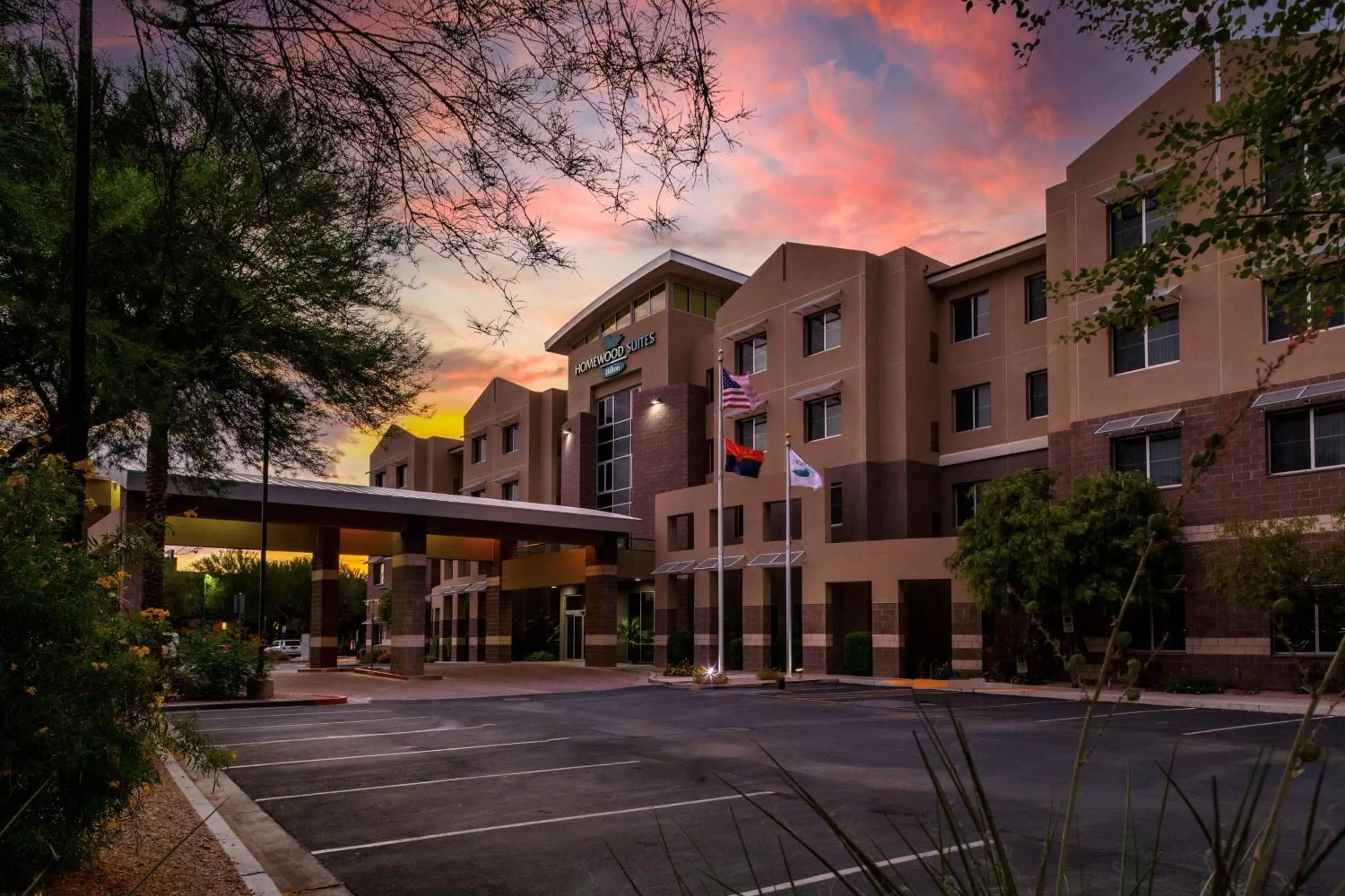 Property building in Homewood Suites by Hilton Phoenix Airport South