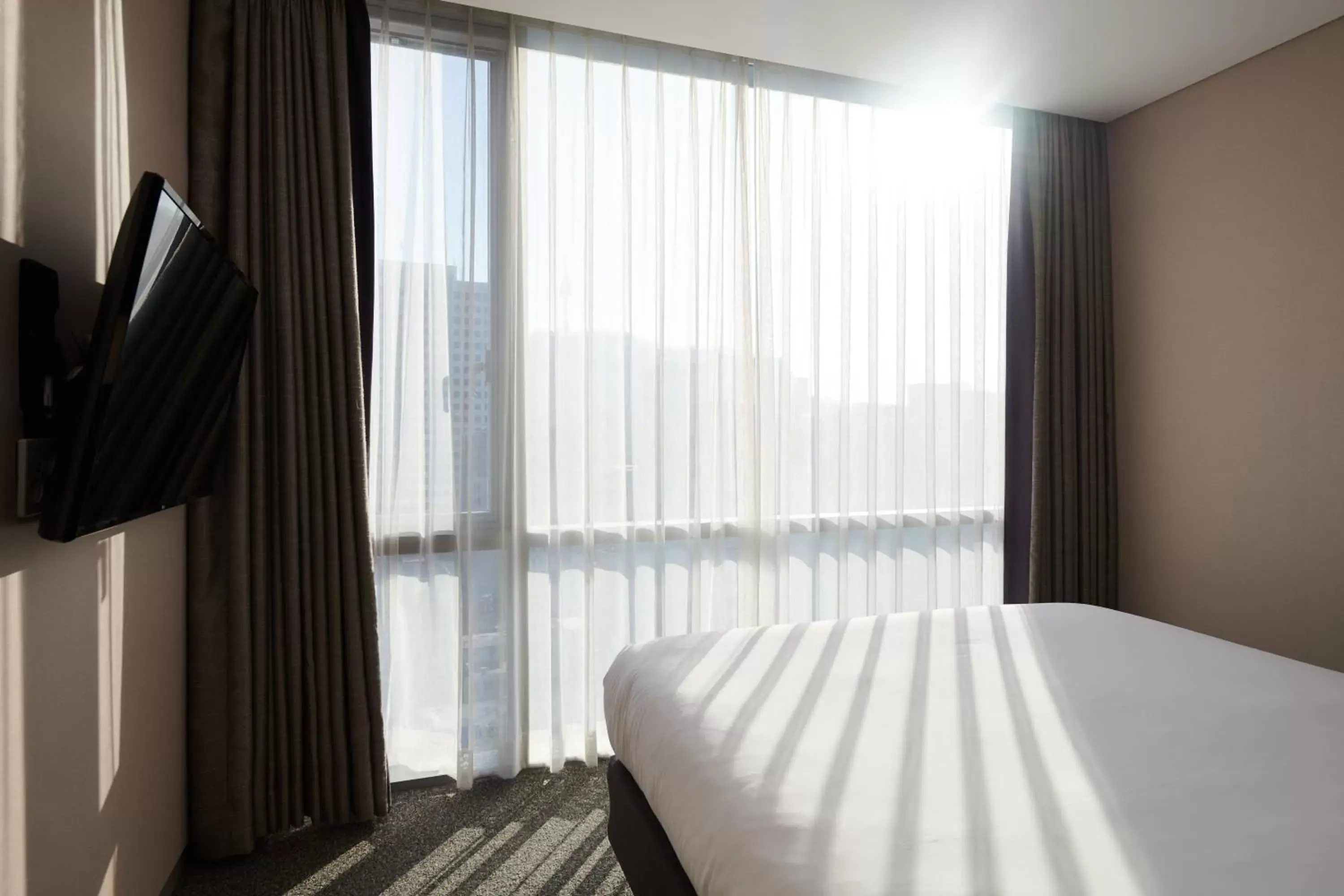 Bed in Nine Tree Premier Hotel Myeongdong 2