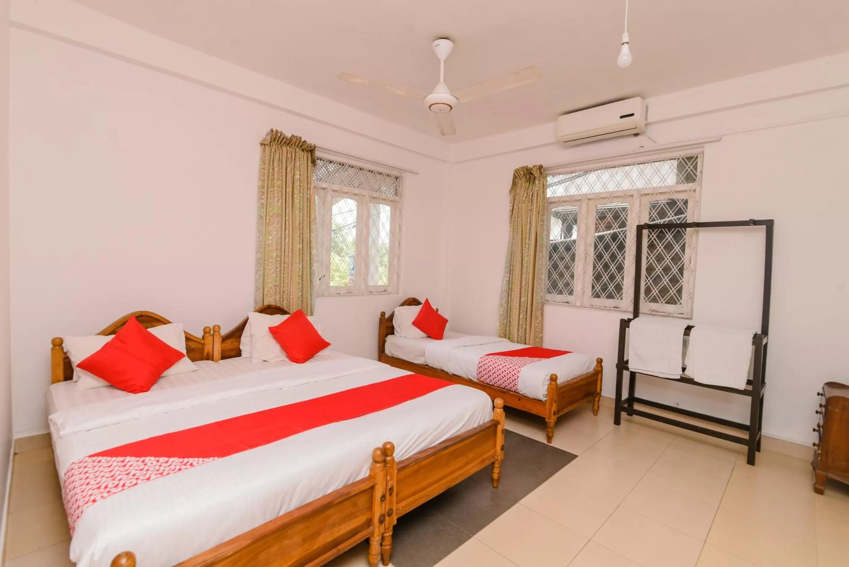 Bedroom, Bed in Blue Haven Guest House