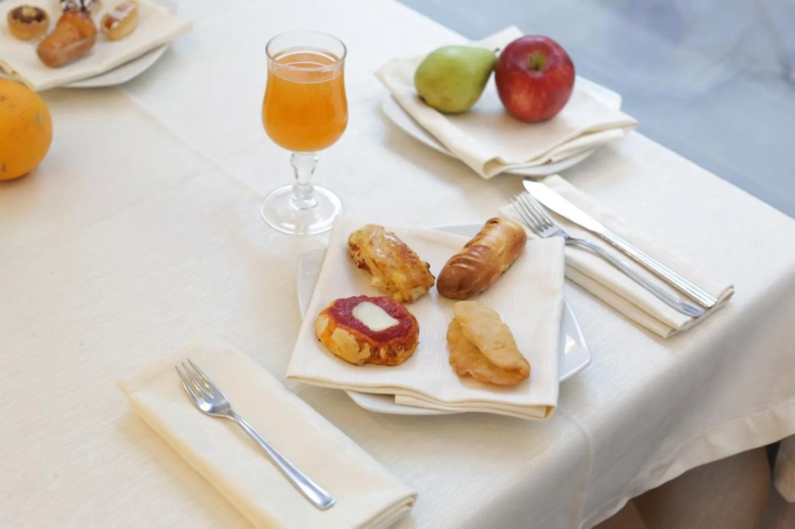 Continental breakfast in Hotel Vergilius Billia