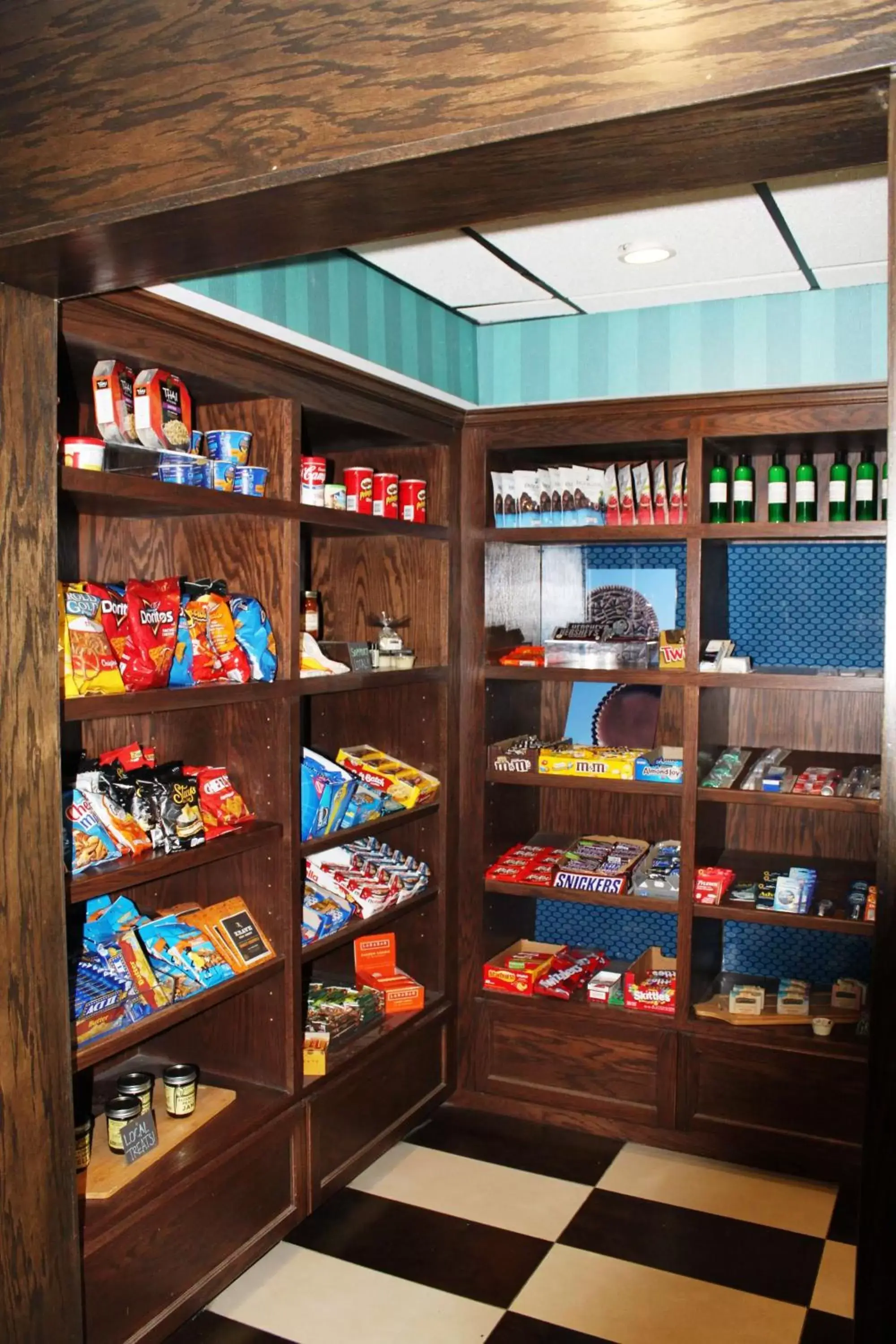 Restaurant/places to eat in Hampton Inn Perry Restaurant/places to eat in Hampton Inn Perry