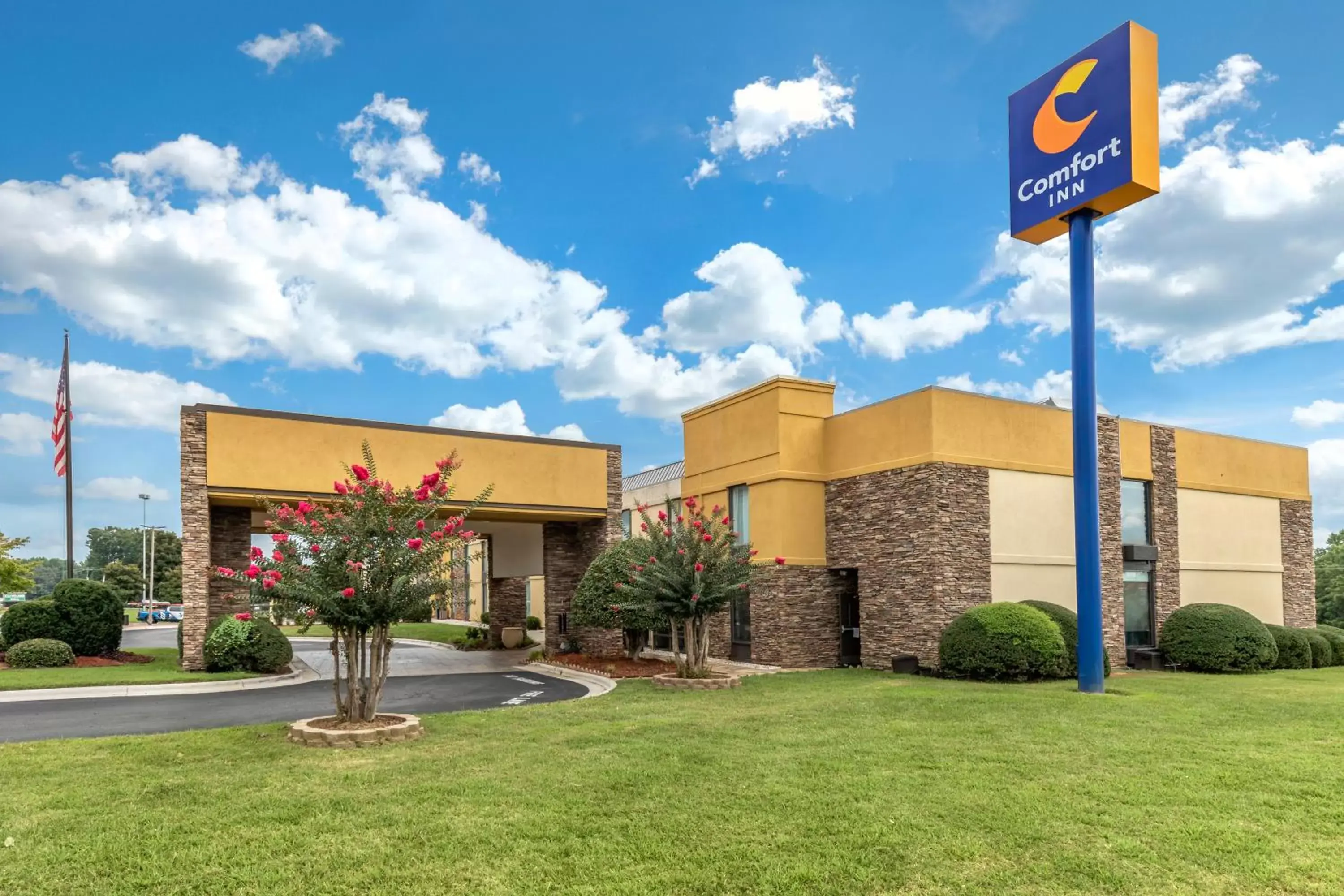 Property Building in Comfort Inn