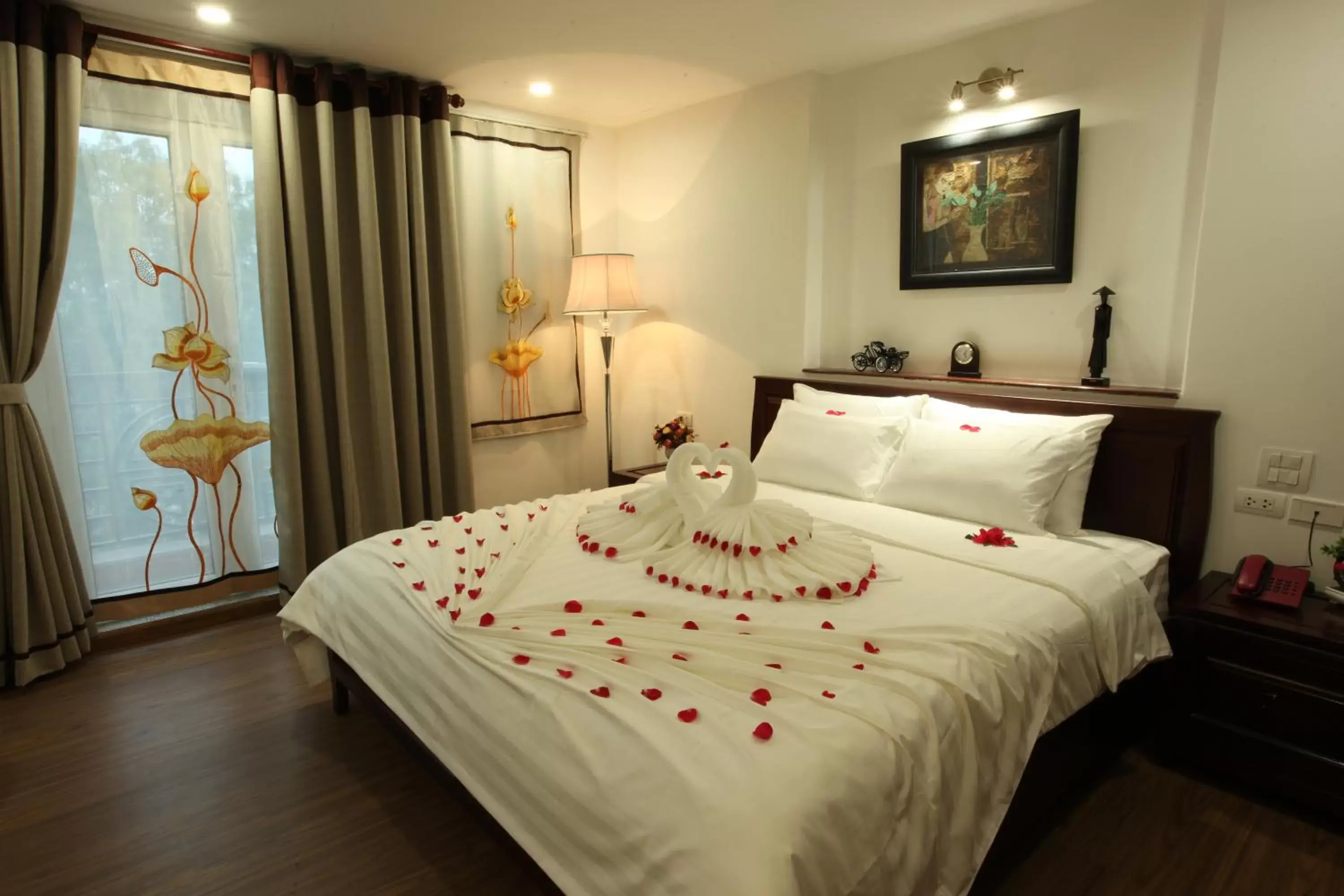 bunk bed, Bed in Hanoi Siva Luxury Hotel & Travel