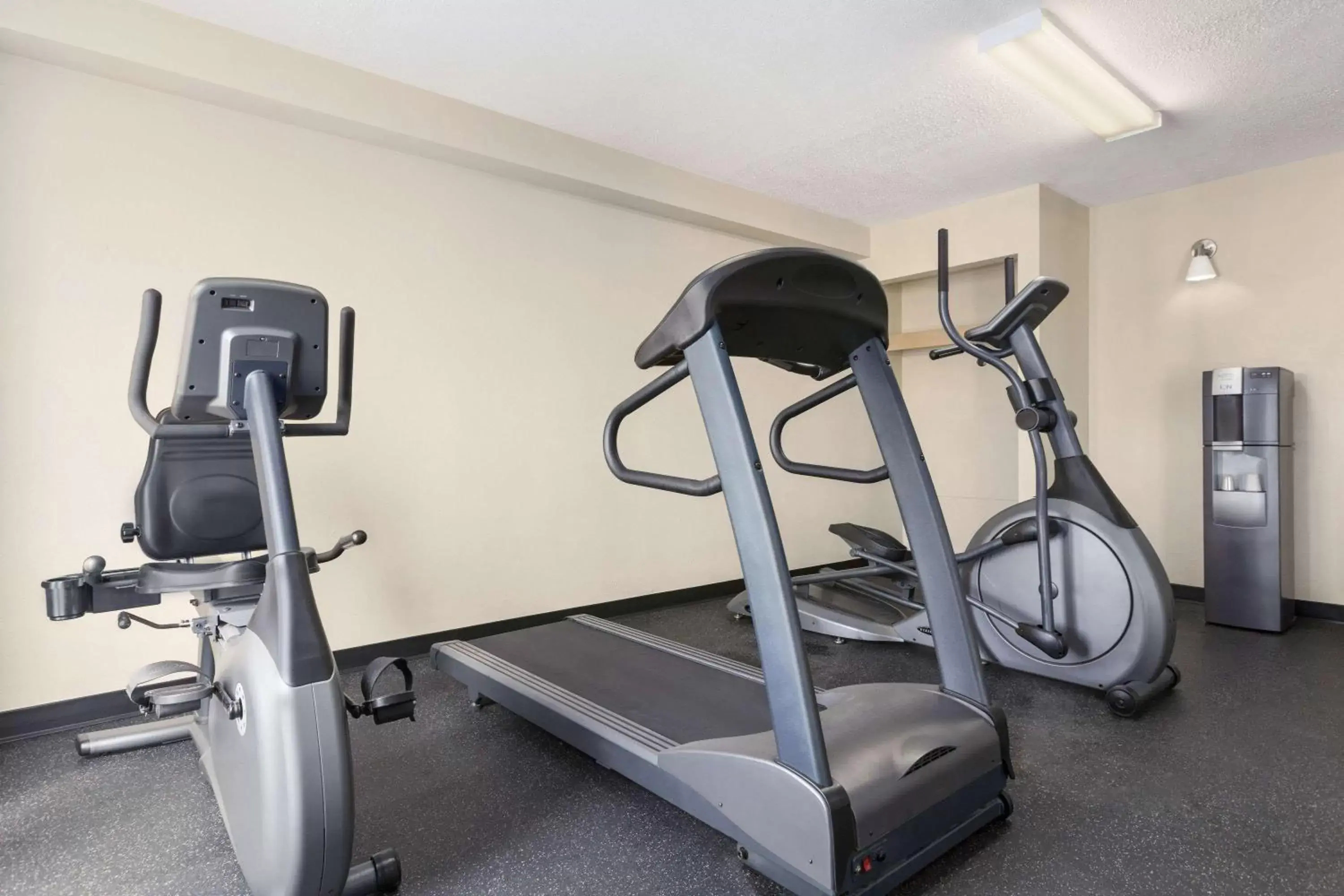 Fitness centre/facilities, Fitness Center/Facilities in Travelodge Suites by Wyndham Saint John