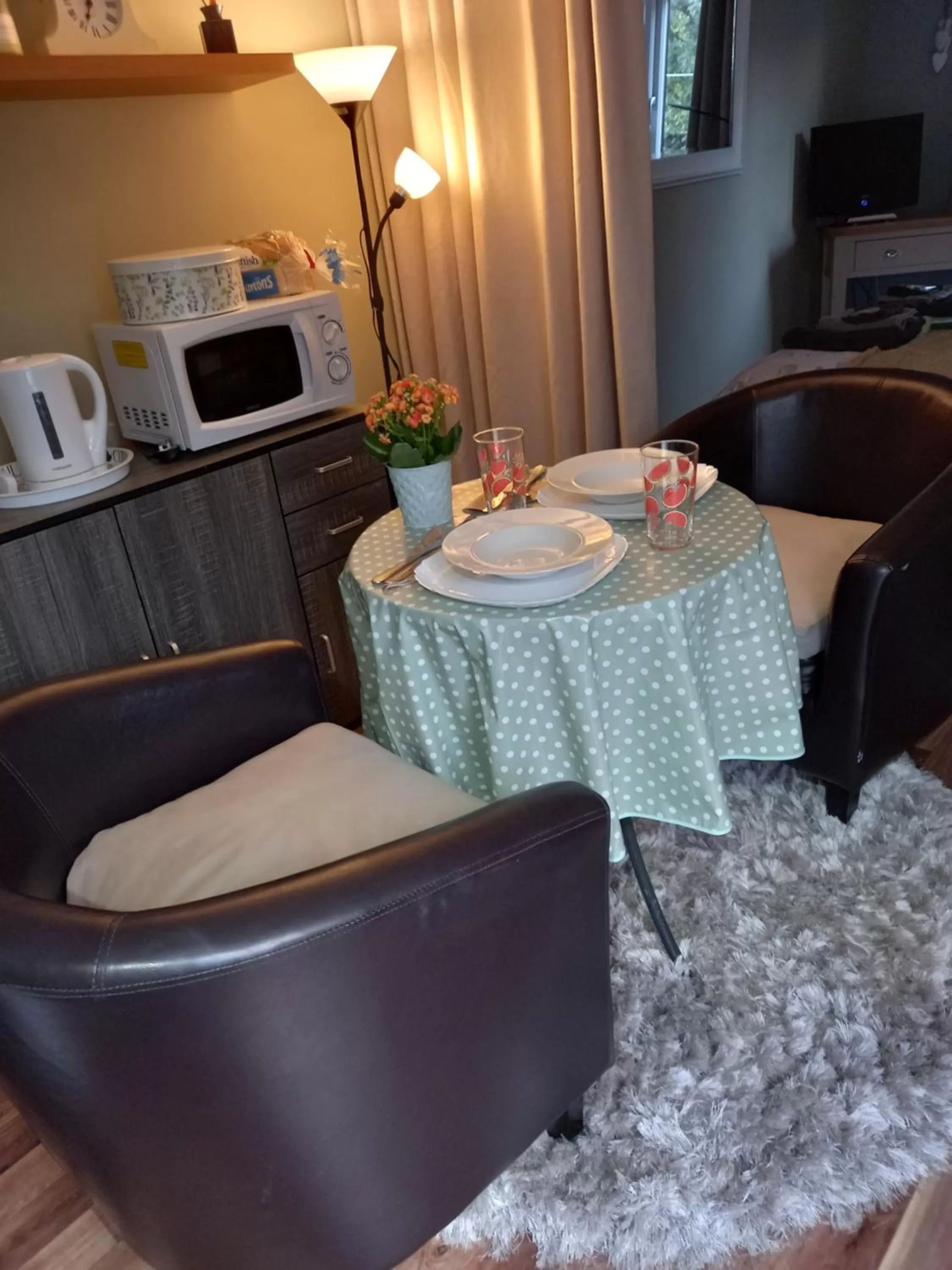 1 ivy cottages the street norton subcourse NR146RS