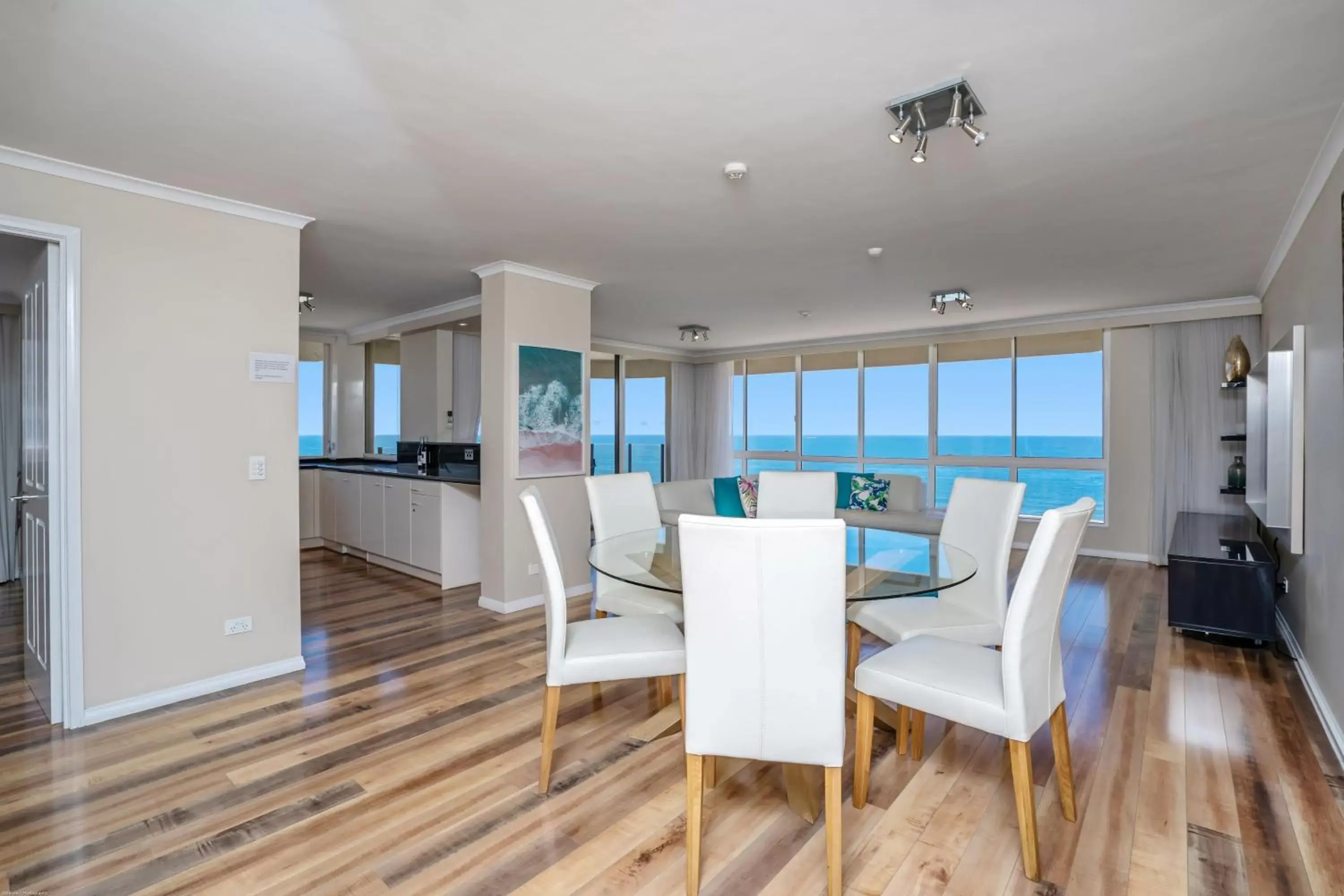 Living room, Dining Area in Dorchester On The Beach