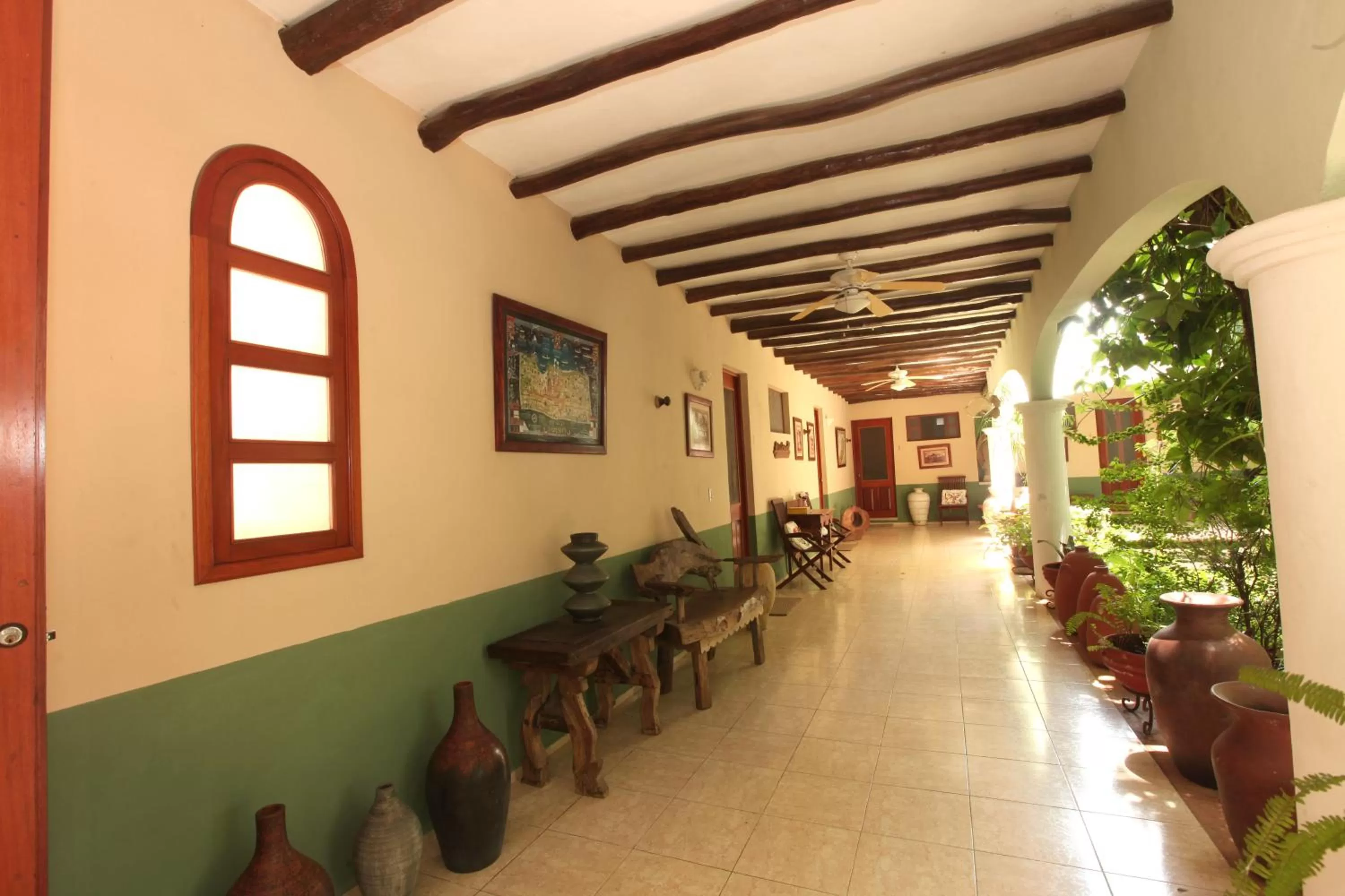 Facade/entrance in Casa Quetzal Hotel