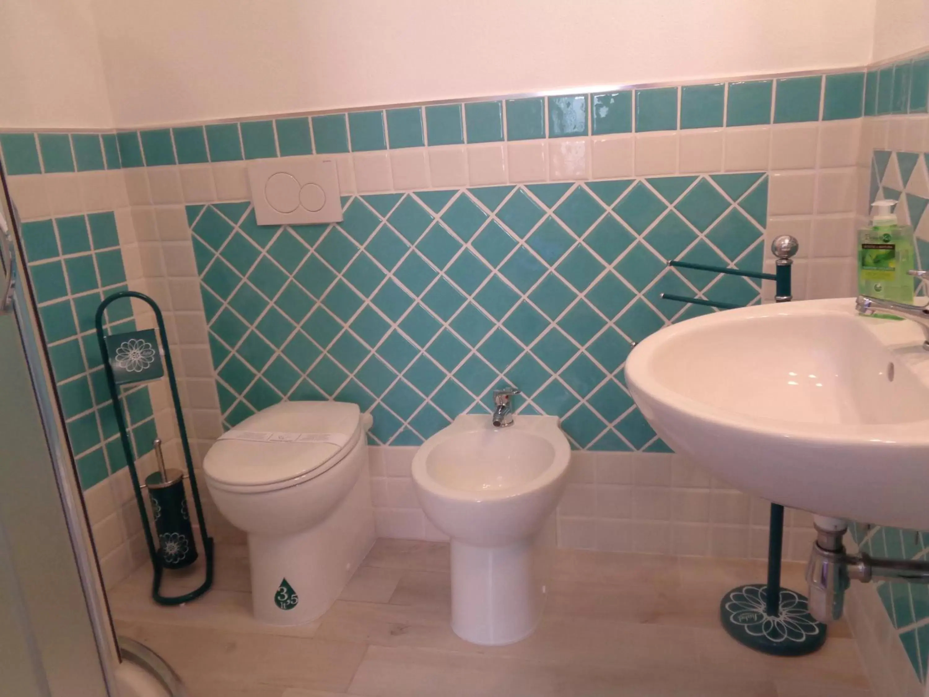 Bathroom in Sardinia-holiday B&B Spargi