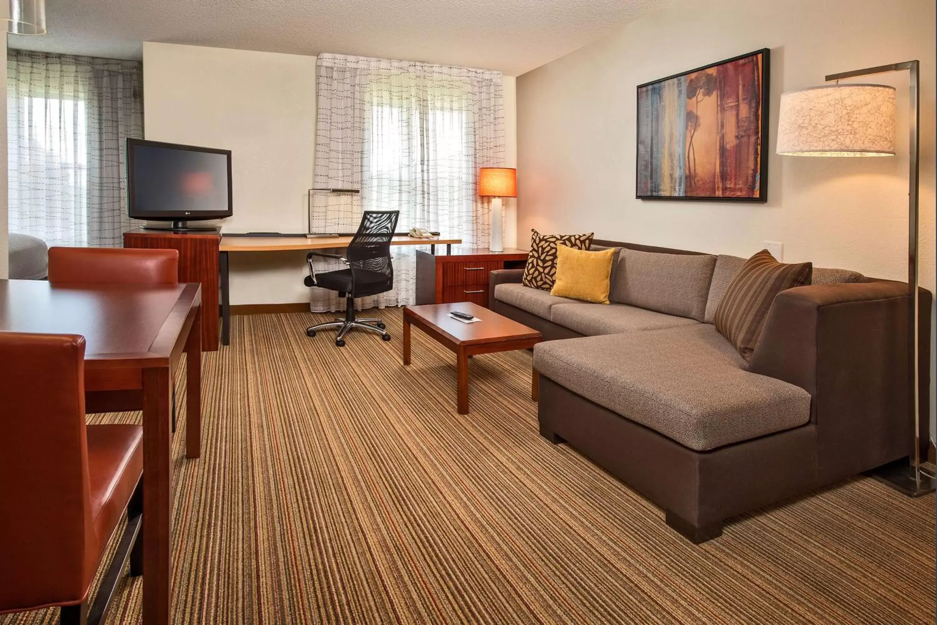 TV and multimedia, Seating Area in Sonesta ES Suites Charleston