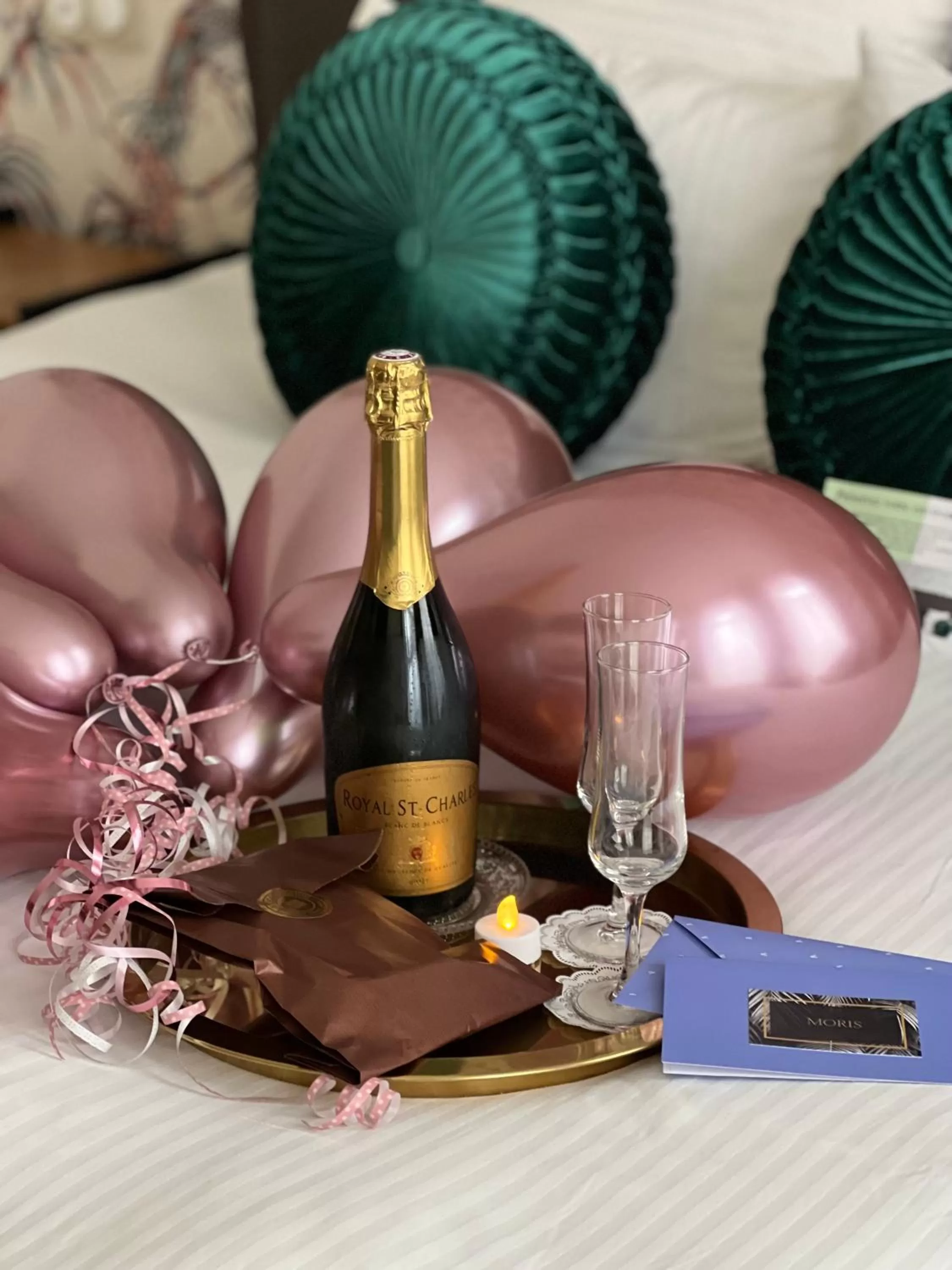 Food and drinks in Moris Grands Boulevards