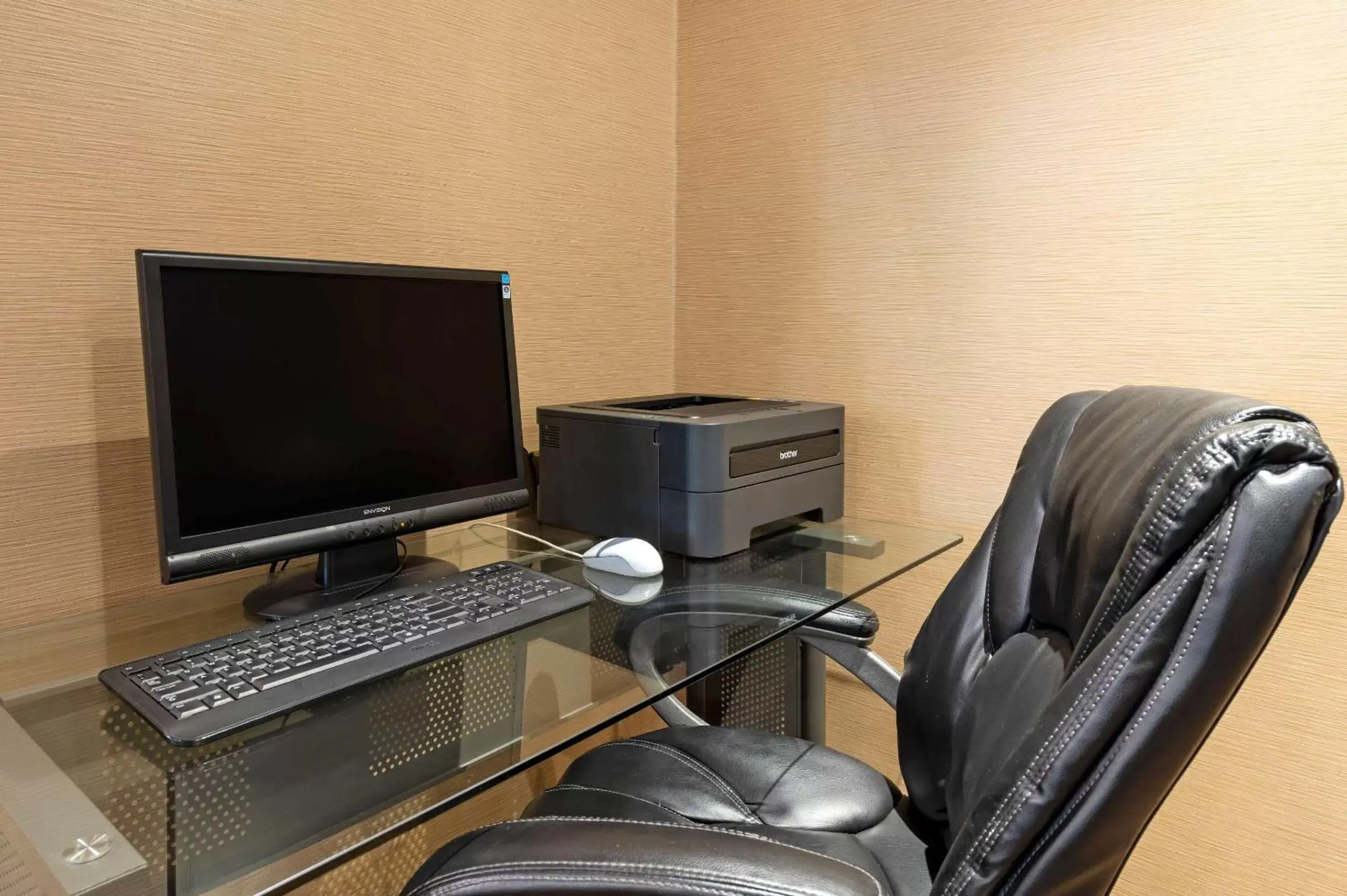 On site, Business Area/Conference Room in Comfort Inn East Pickerington