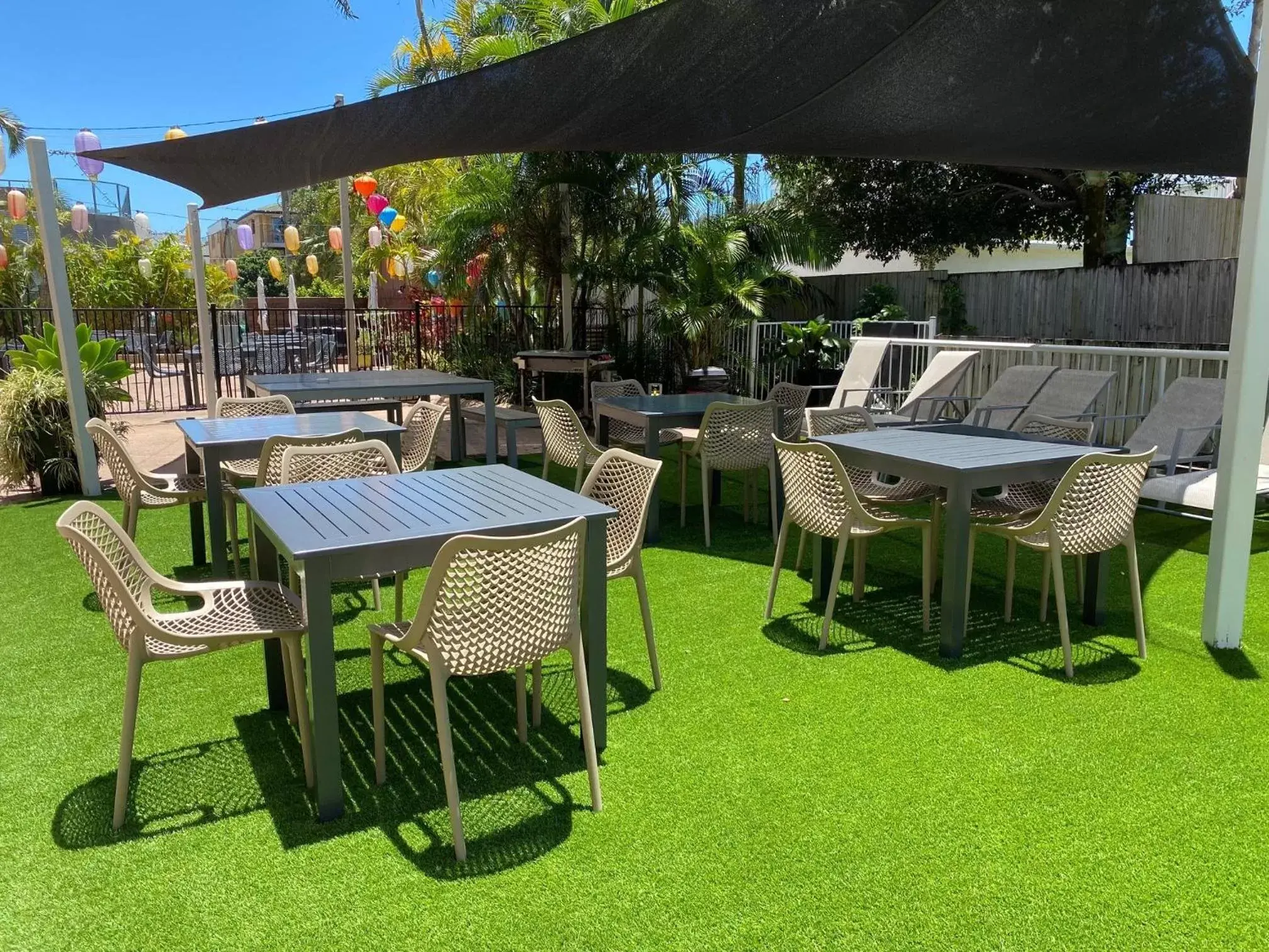 Swimming pool in Outrigger Burleigh