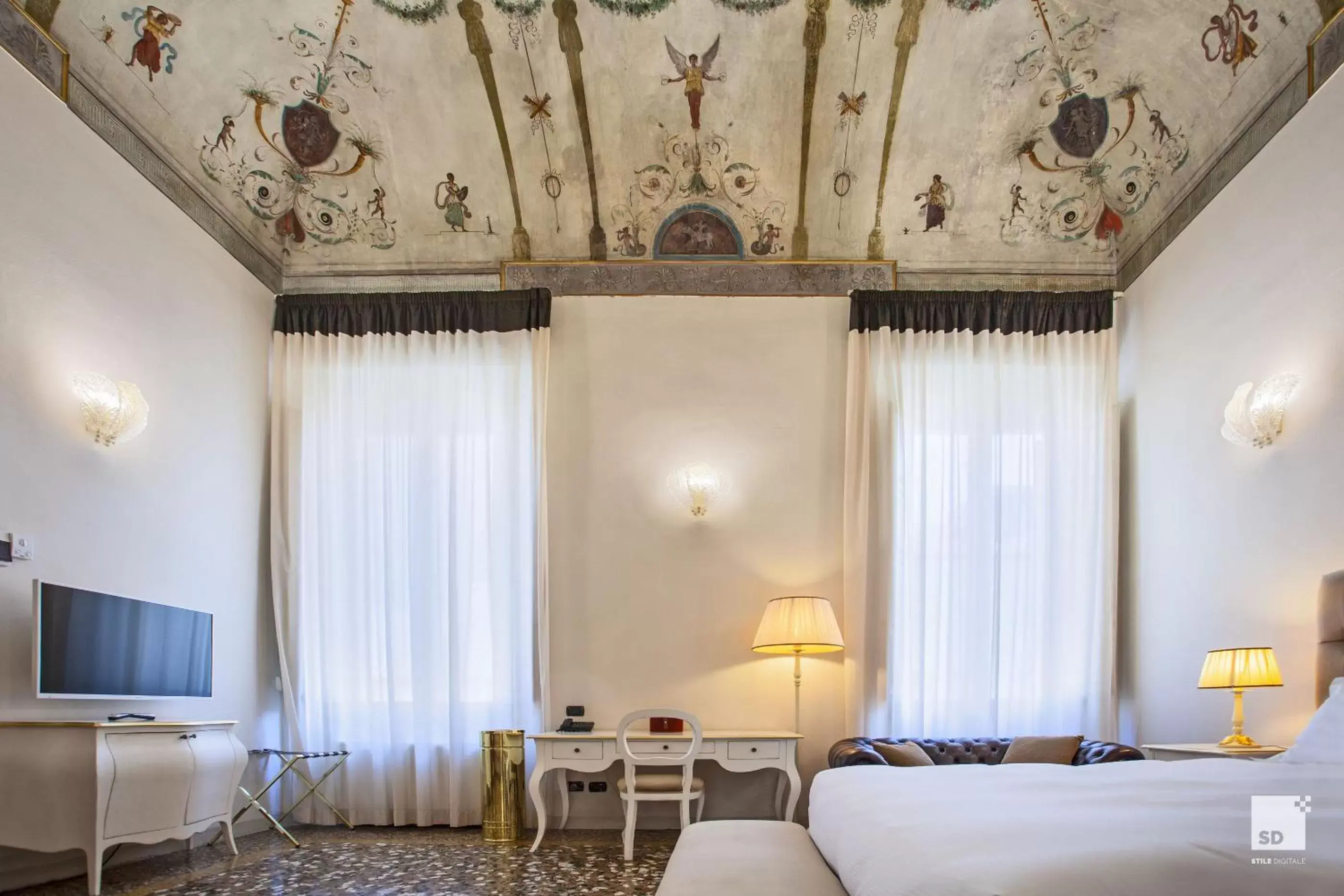 Photo of the whole room, Bed in Palazzo Galletti Abbiosi