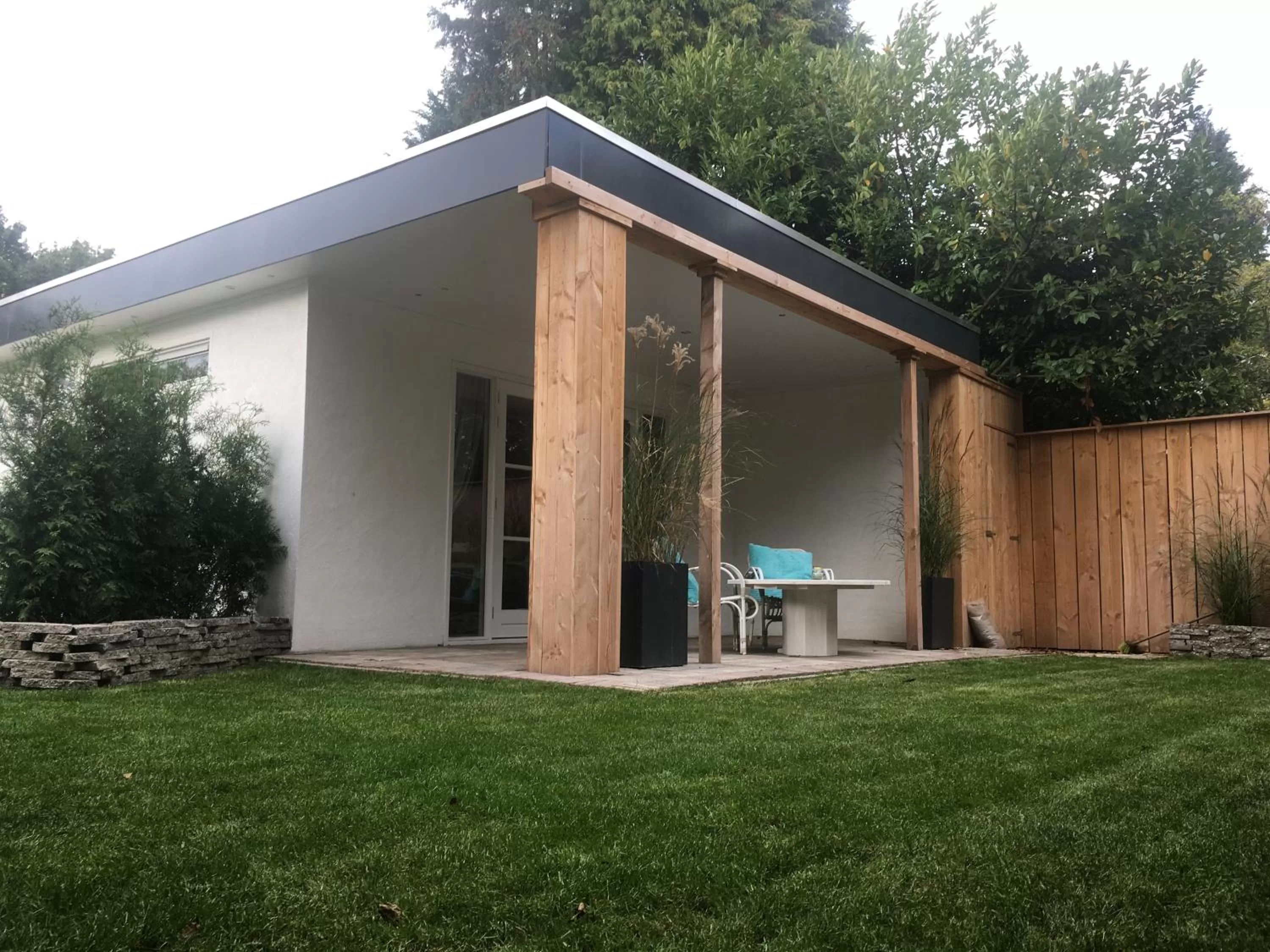 Property building in De Vijverkamer-----privé diner op de kamer mogelijk!!