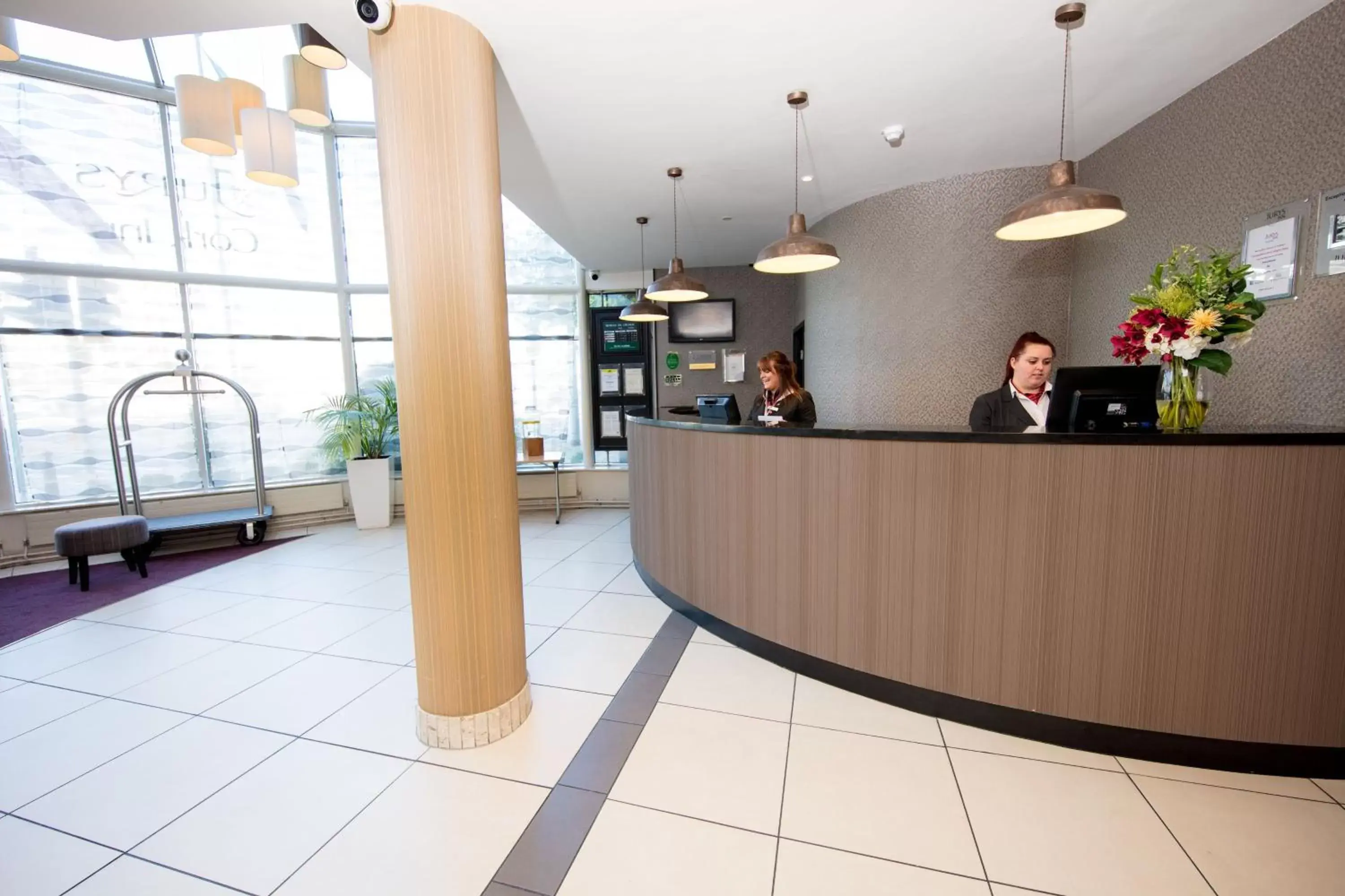Lobby or reception, Lobby/Reception in Leonardo Hotel Cork - Formerly Jurys Inn