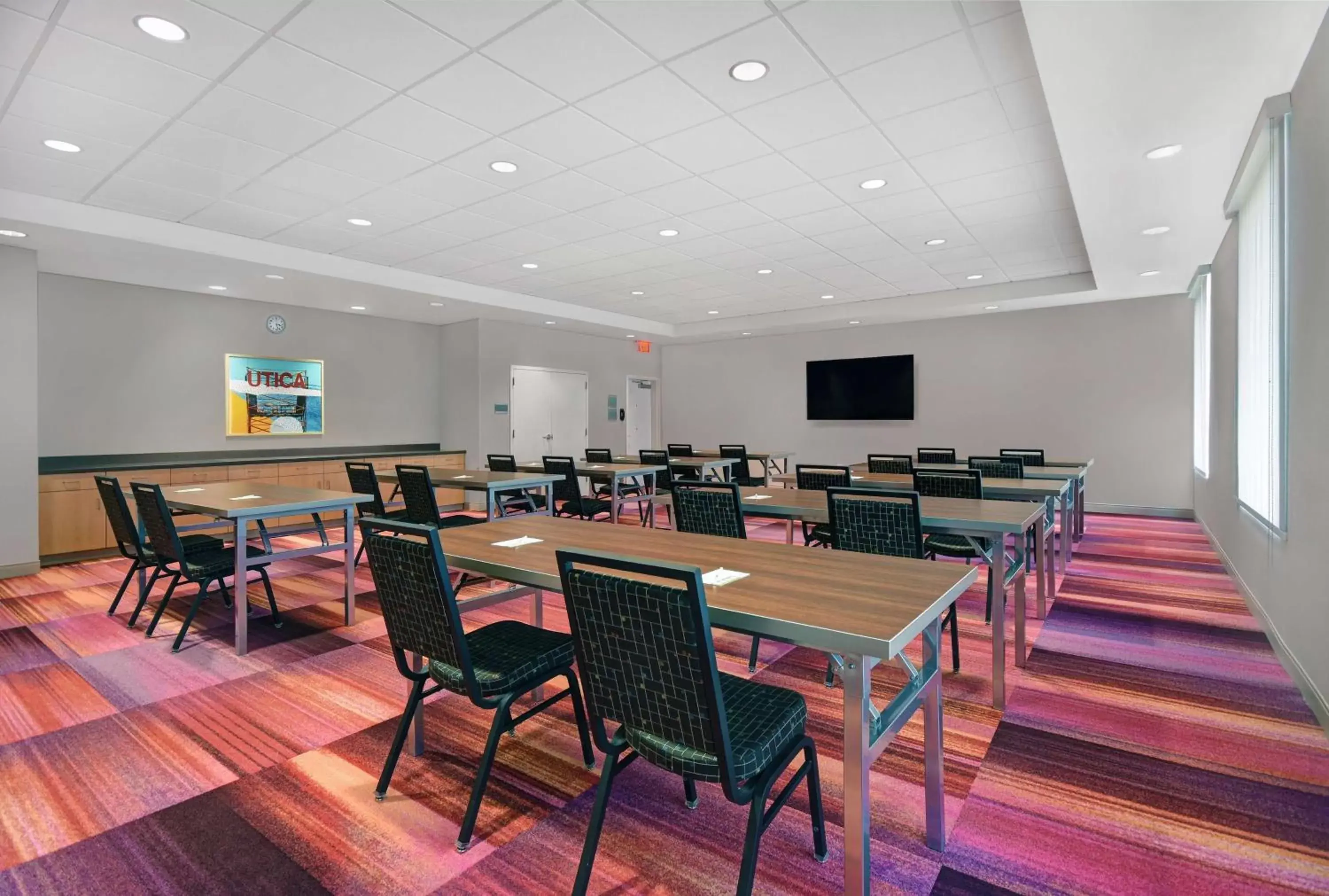 Meeting/conference room in Home2 Suites By Hilton Utica, Ny