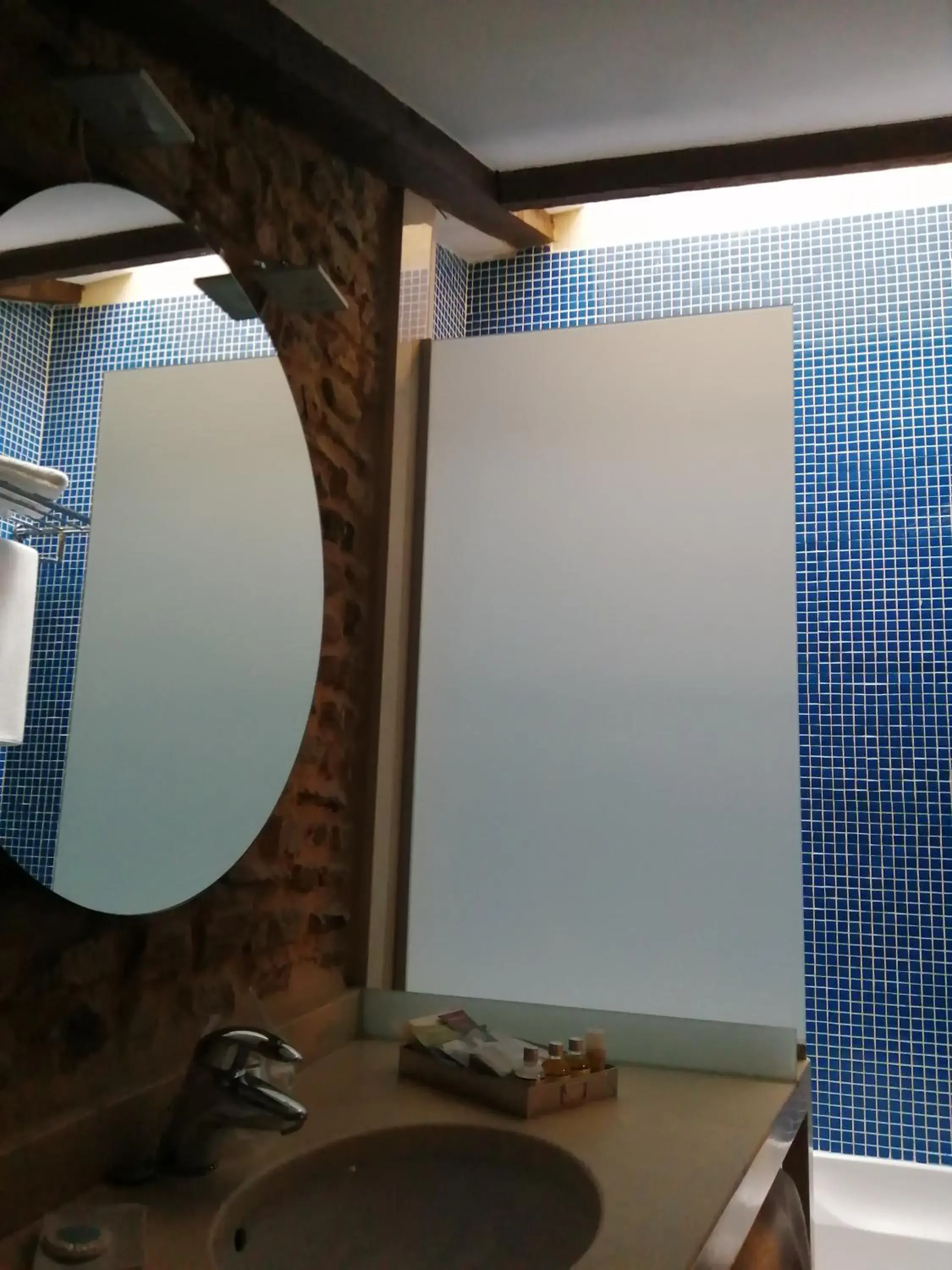 Bathroom in Posada Real de Las Misas