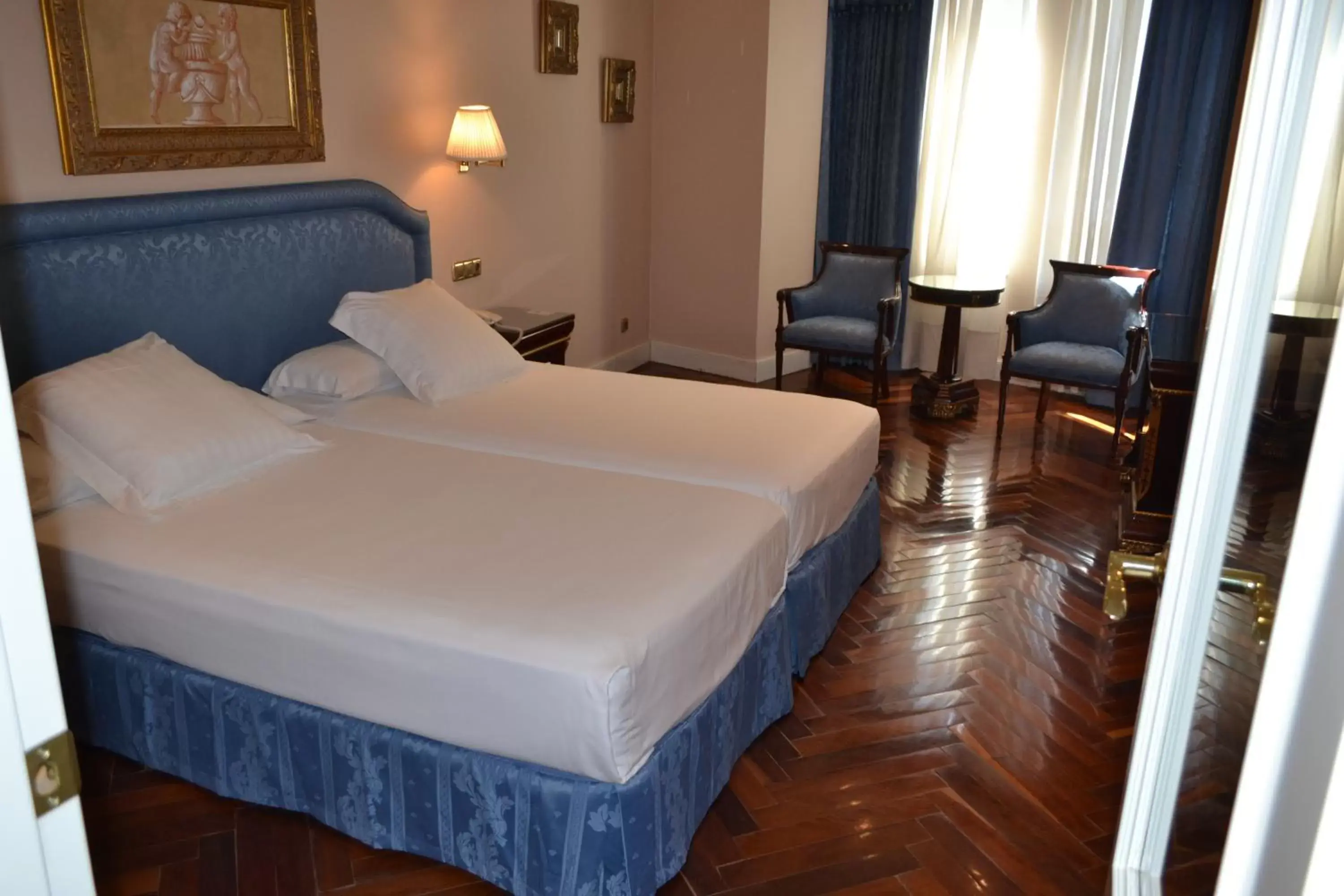 Photo of the whole room, Bed in Hotel Alameda Palace