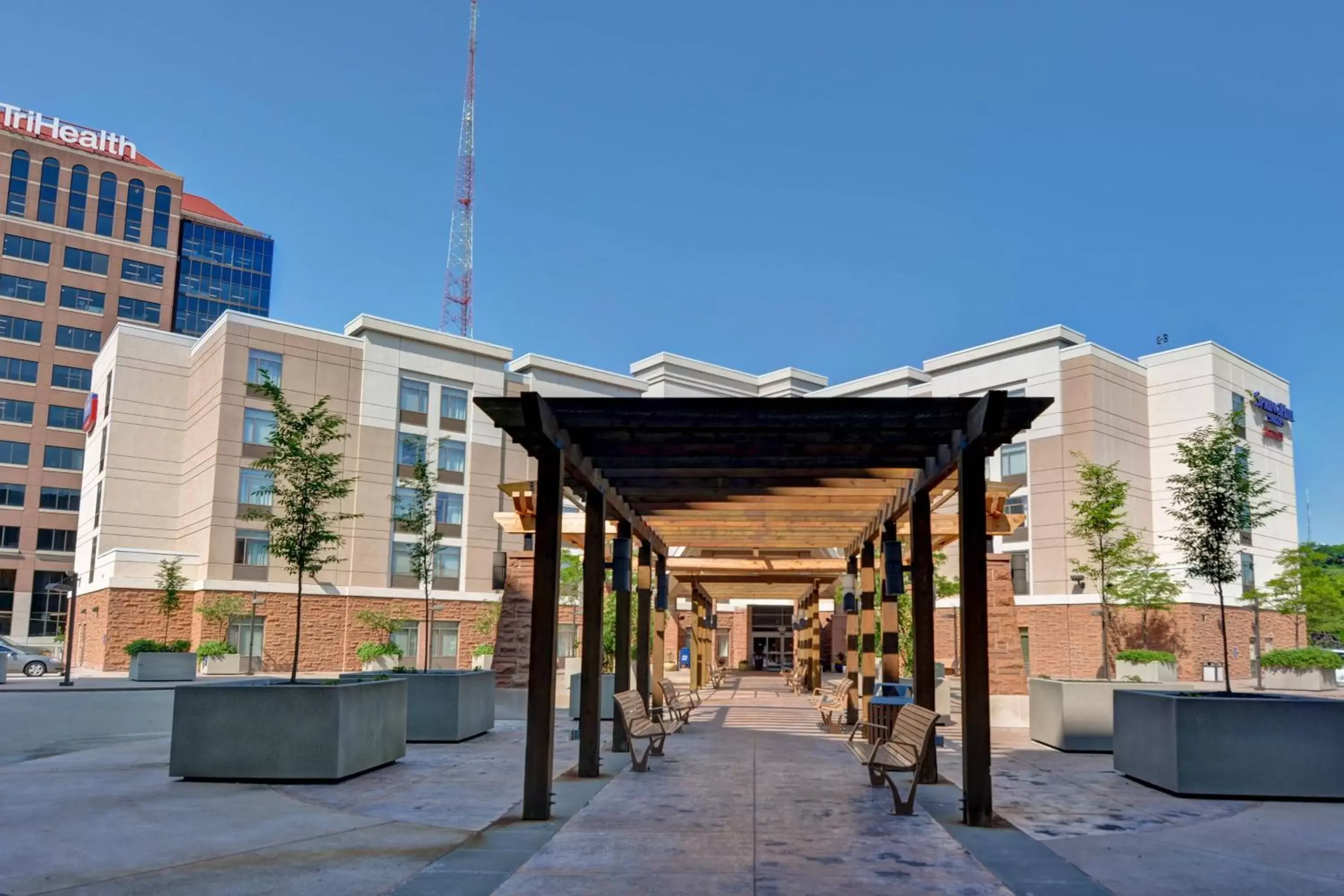 Property Building in SpringHill Suites by Marriott Cincinnati Midtown