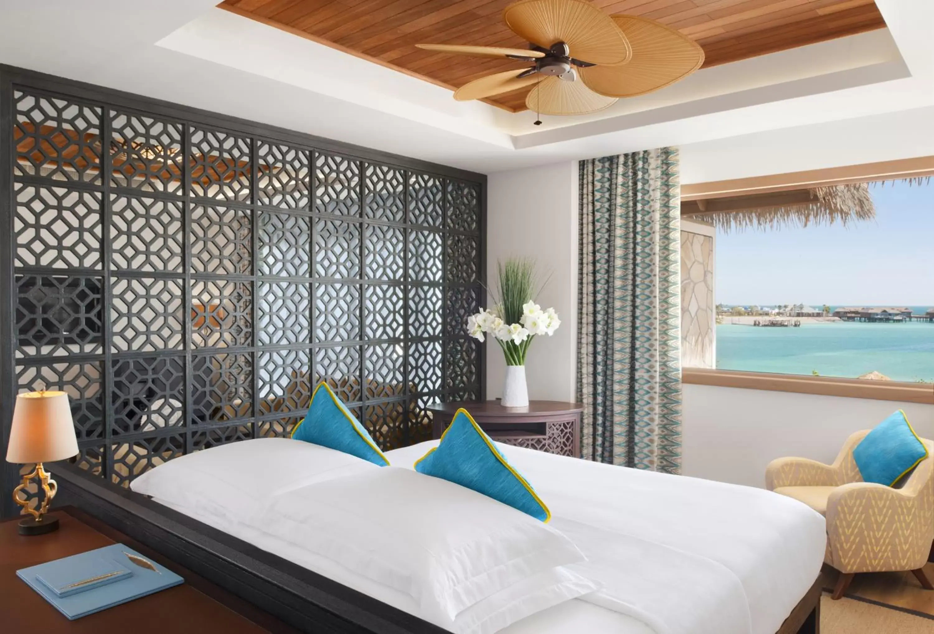 Bedroom, Bed in Banana Island Resort Doha by Anantara