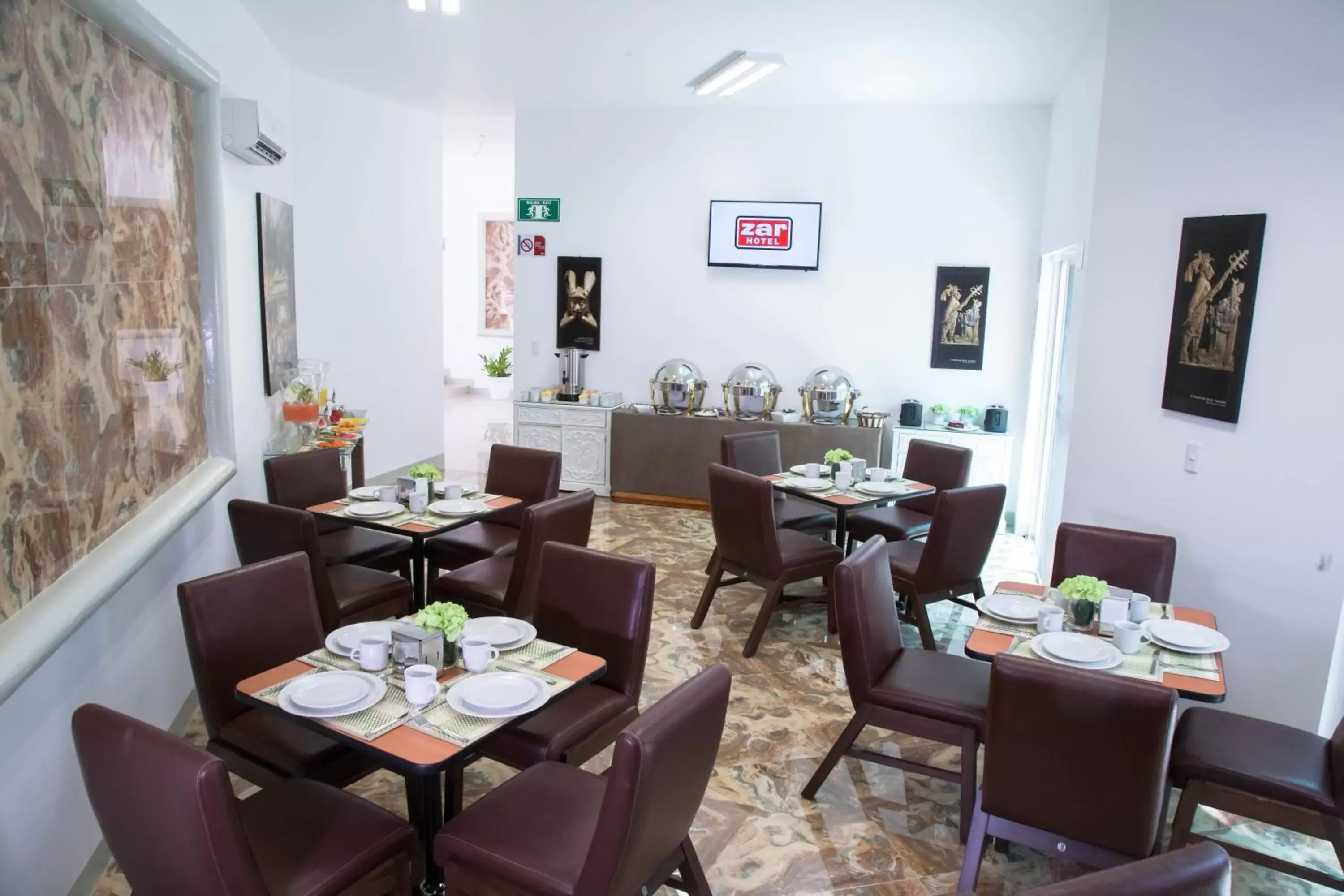 Restaurant/Places to Eat in Hotel Zar Merida