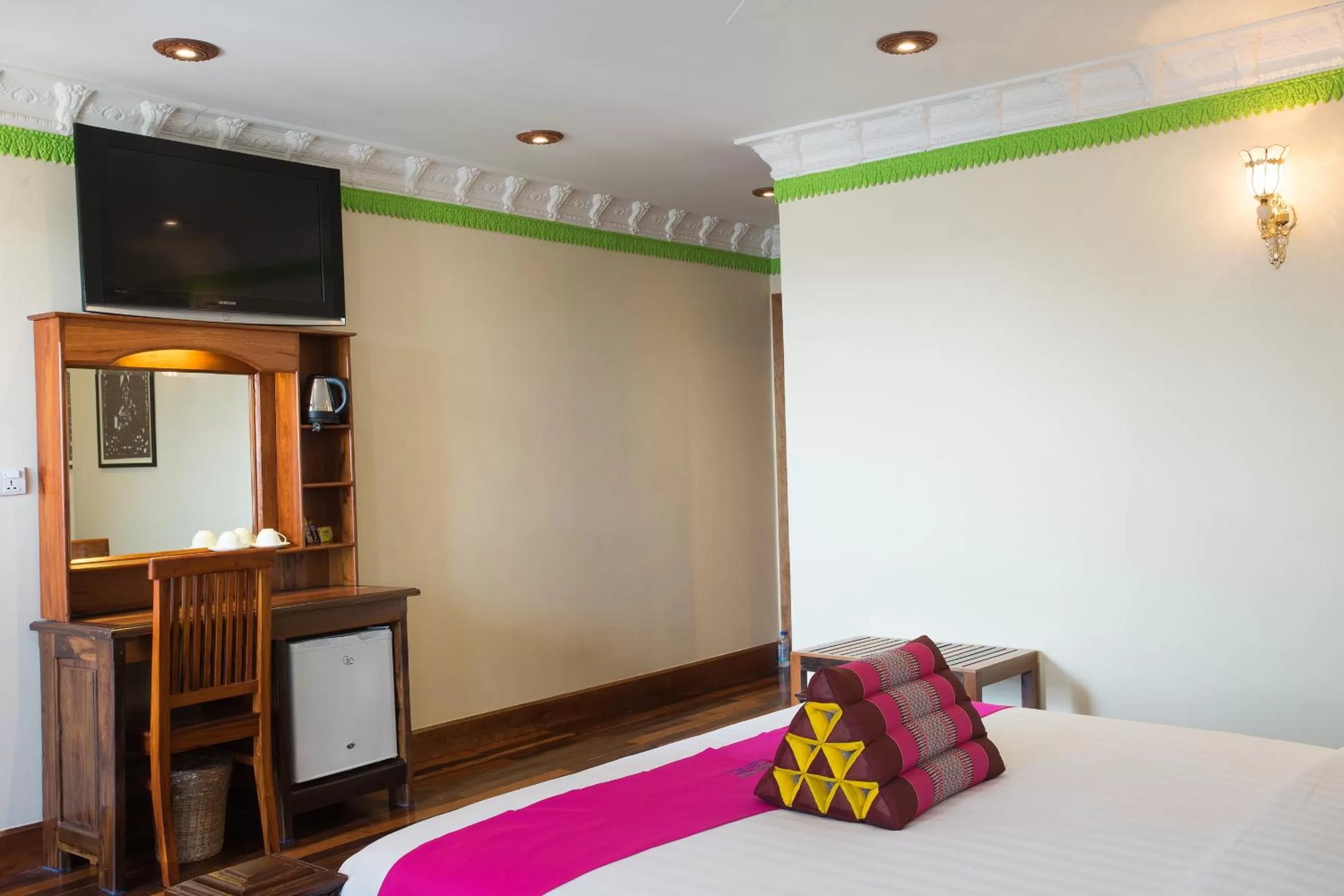 Other, Bed in Okay Palace Hotel