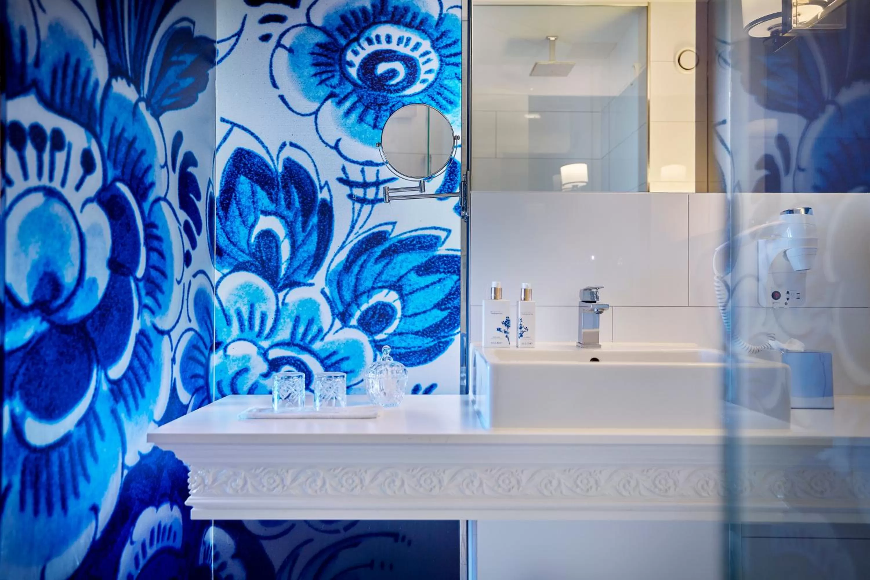 Bathroom in Carlton Ambassador