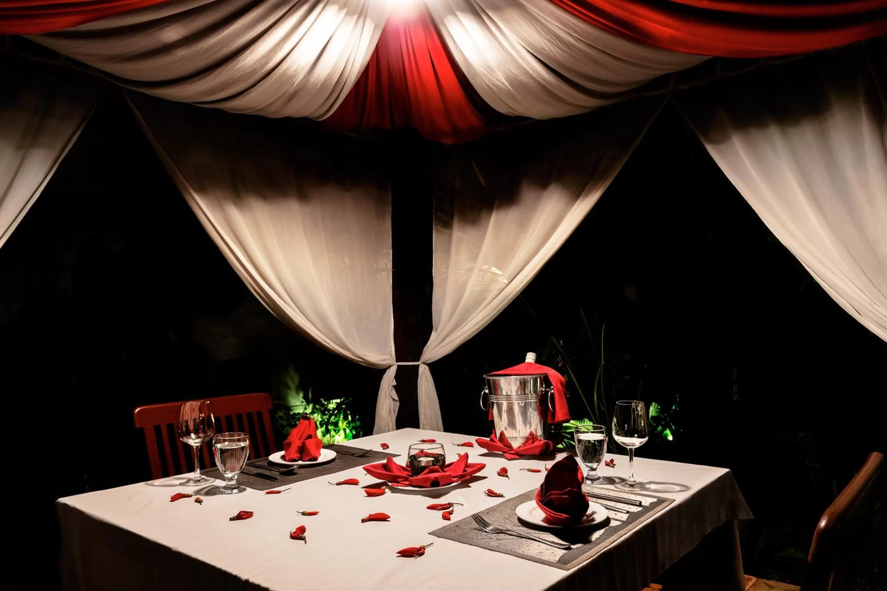 Dining area in Residence Wat Damnak