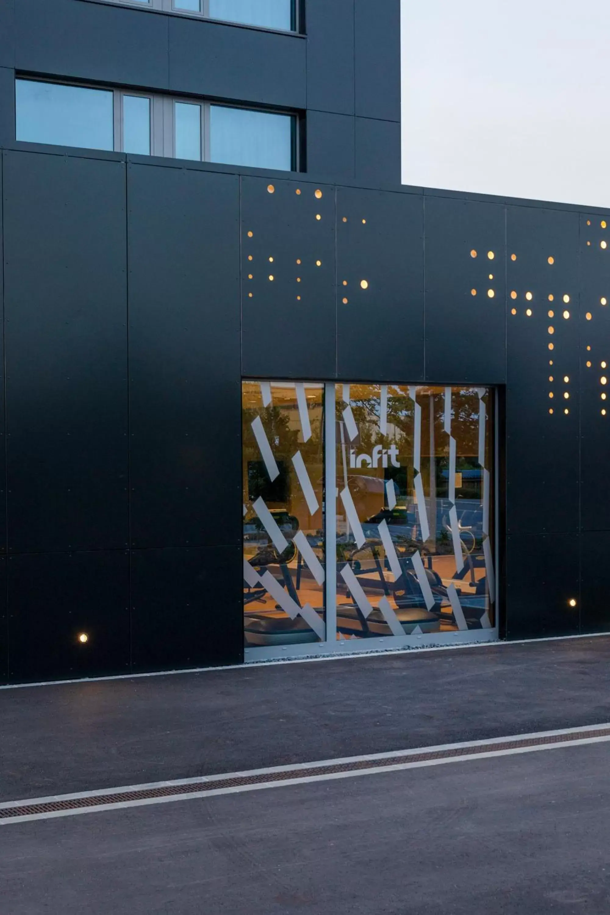 Facade/entrance in INNSiDE by Meliá Luxembourg Facade/entrance in INNSiDE by Meliá Luxembourg