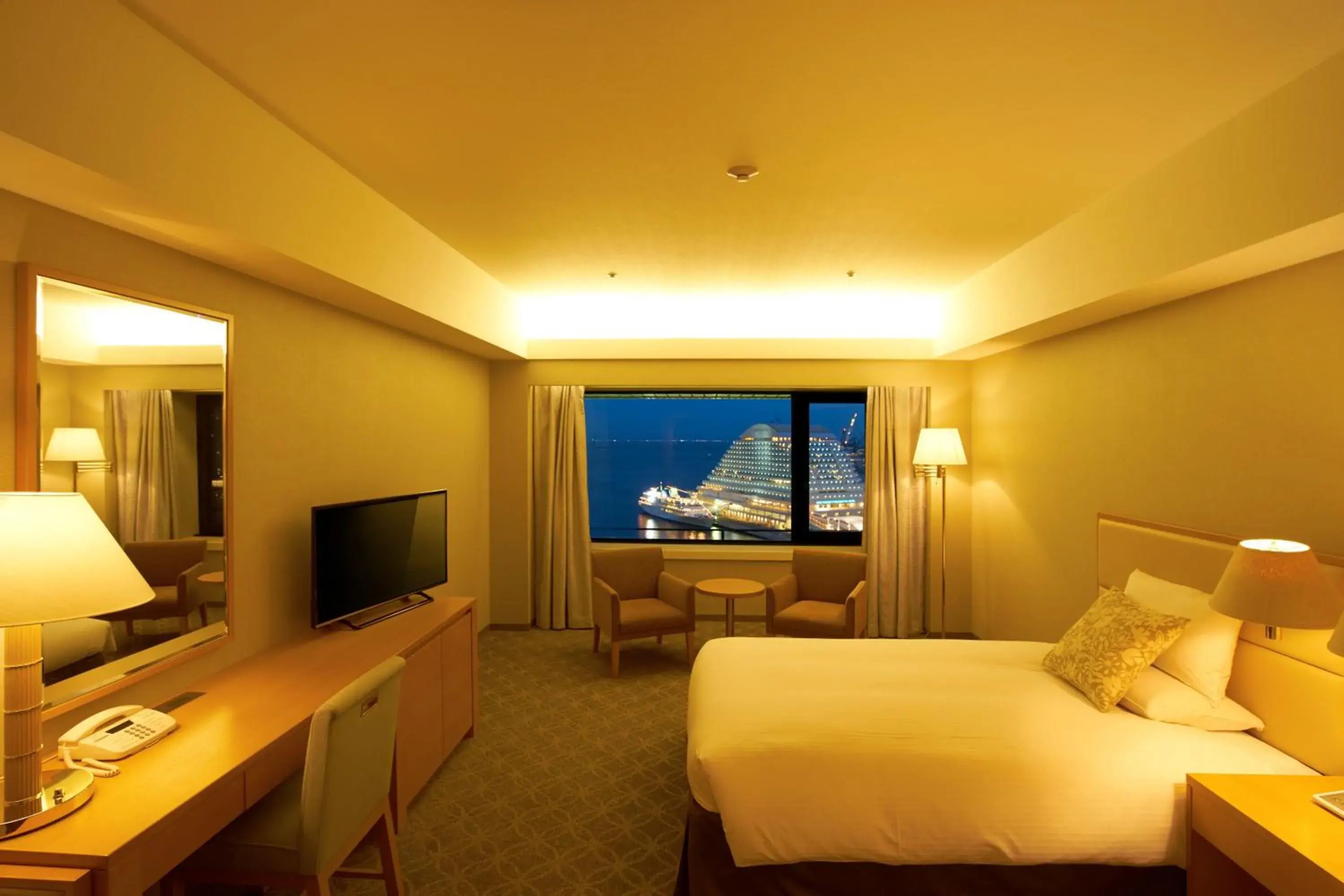 Photo of the whole room in Hotel Okura Kobe